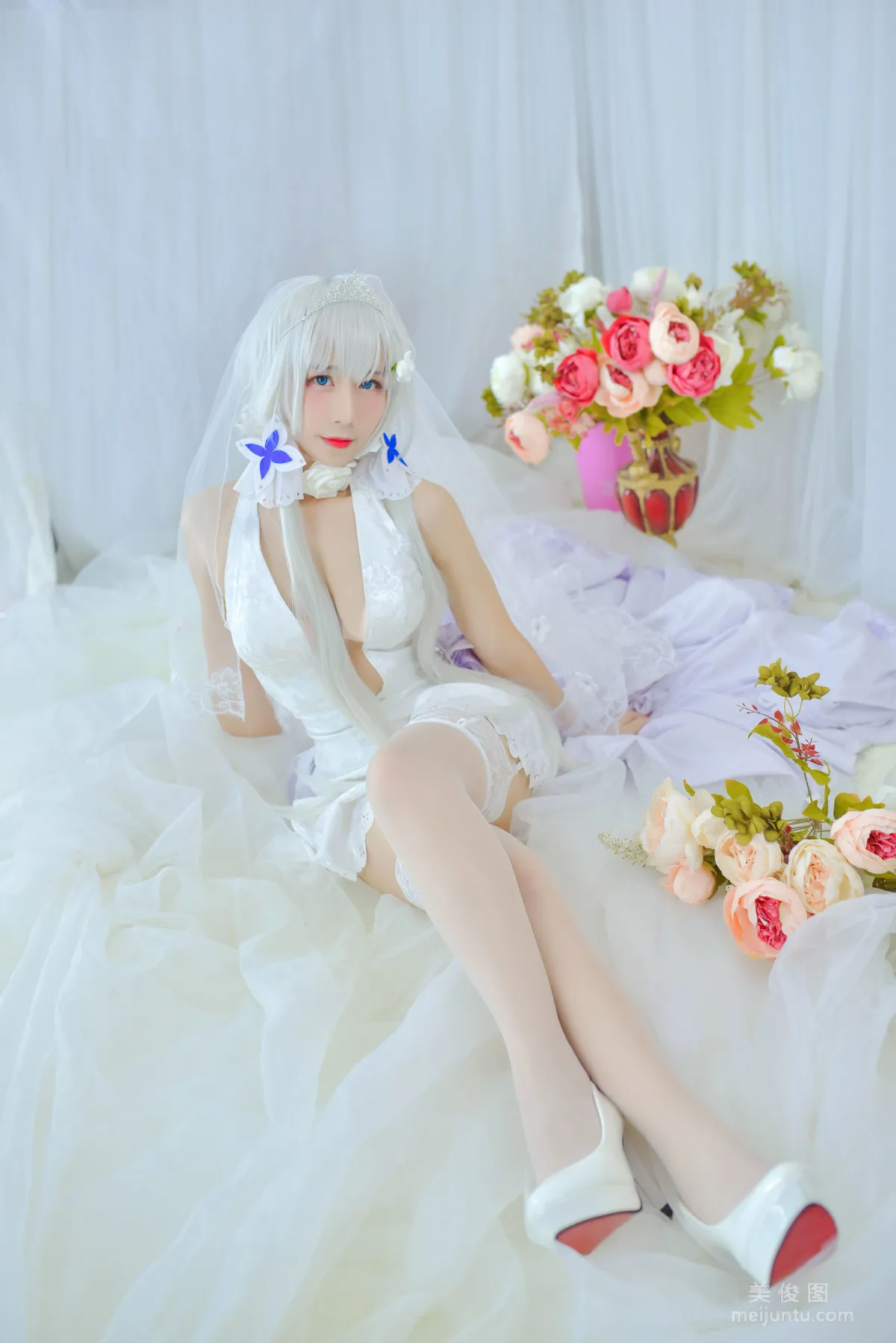 Jiuqu Jean: Web Idols photo 12