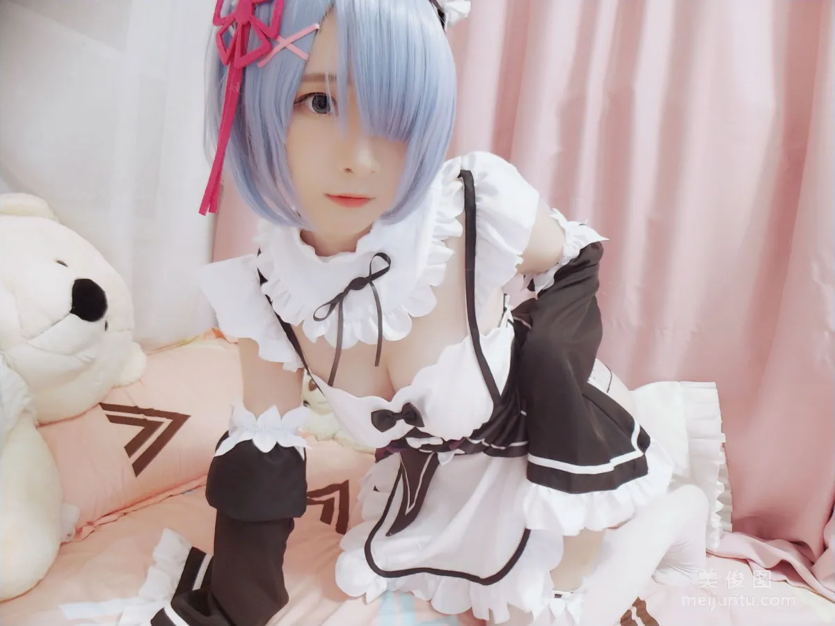 古川kagura 《蕾姆女仆》 寫真集 14