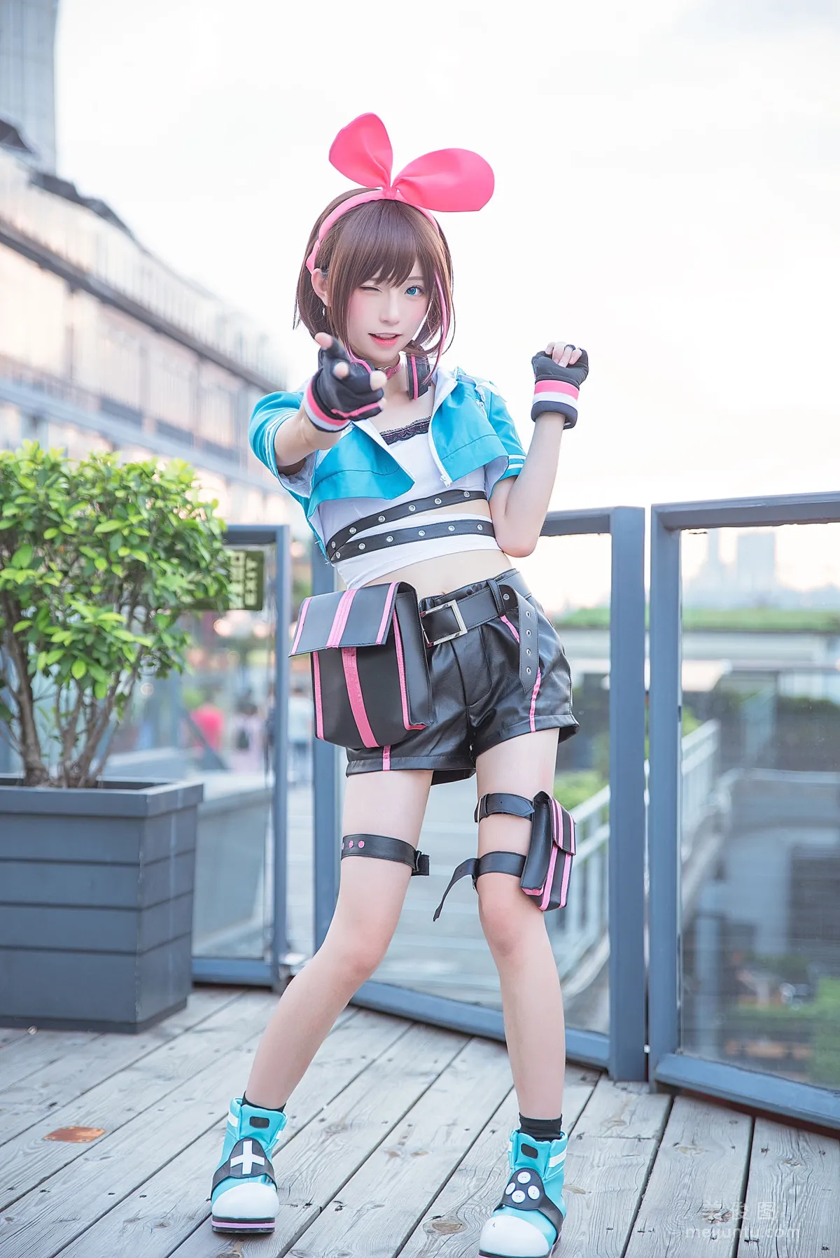 Qi Tailang: Web Idols photo 9
