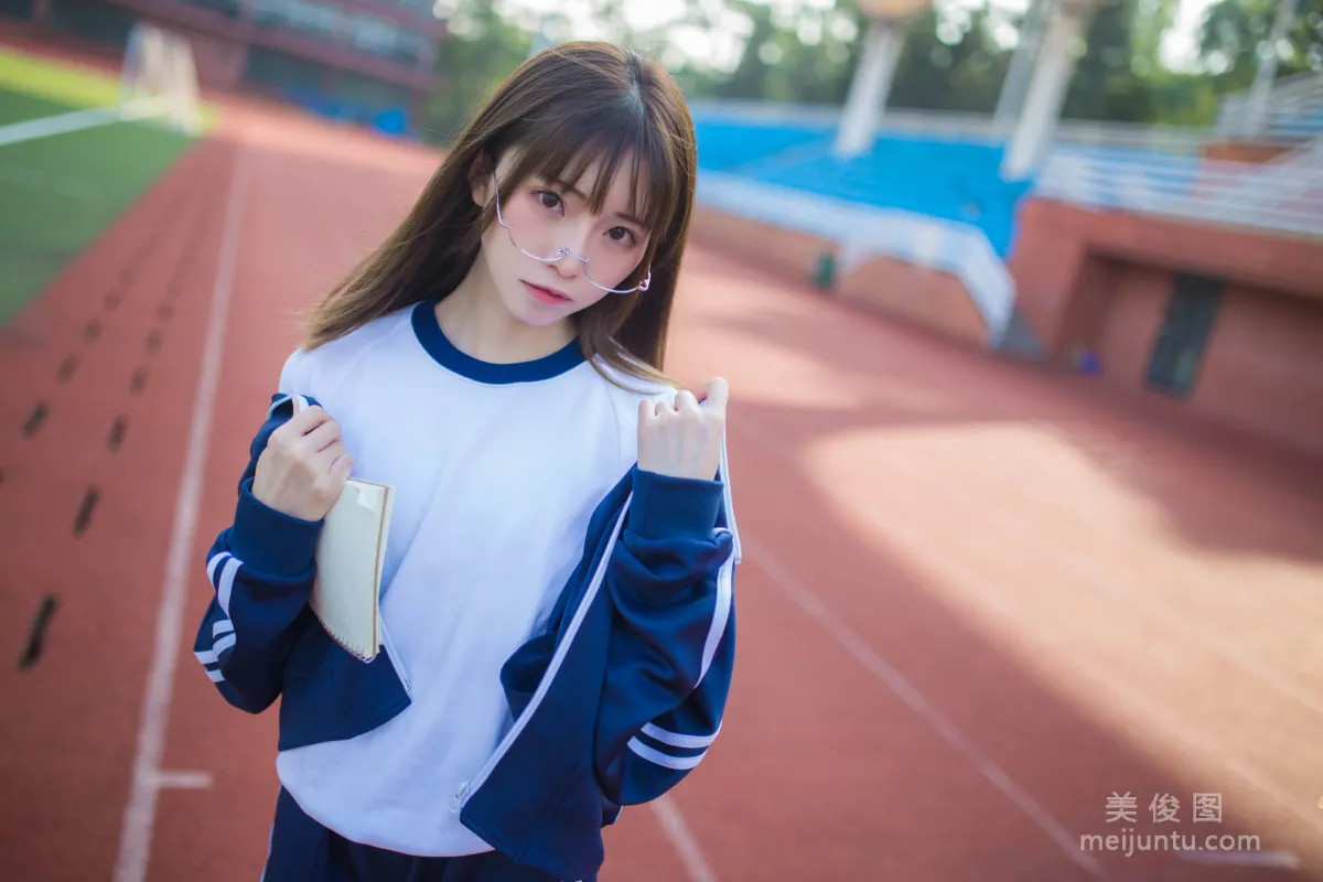 Coser美女Kitaro_绮太郎 《蓝色运动服女孩》 写真集13