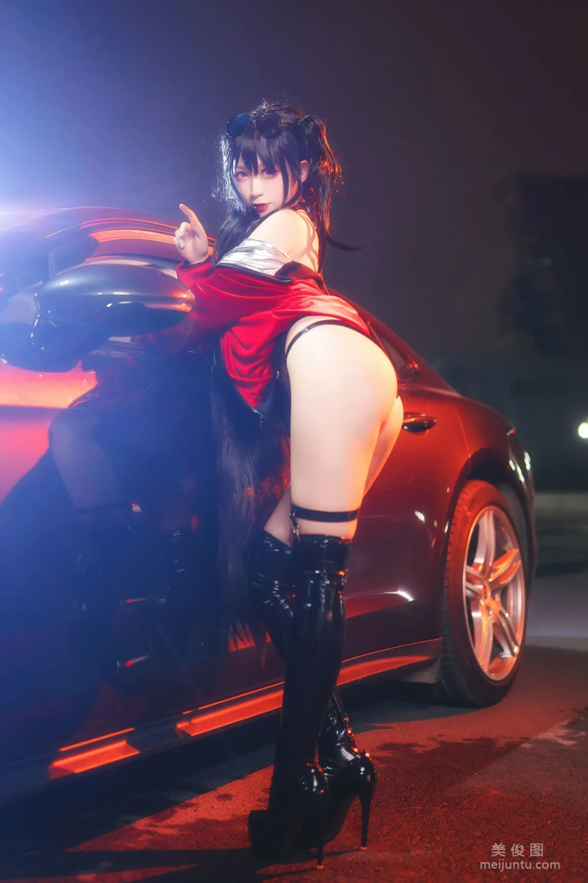 [美女Coser] 櫻落醬w 《大鳳賽車》 寫真集 8