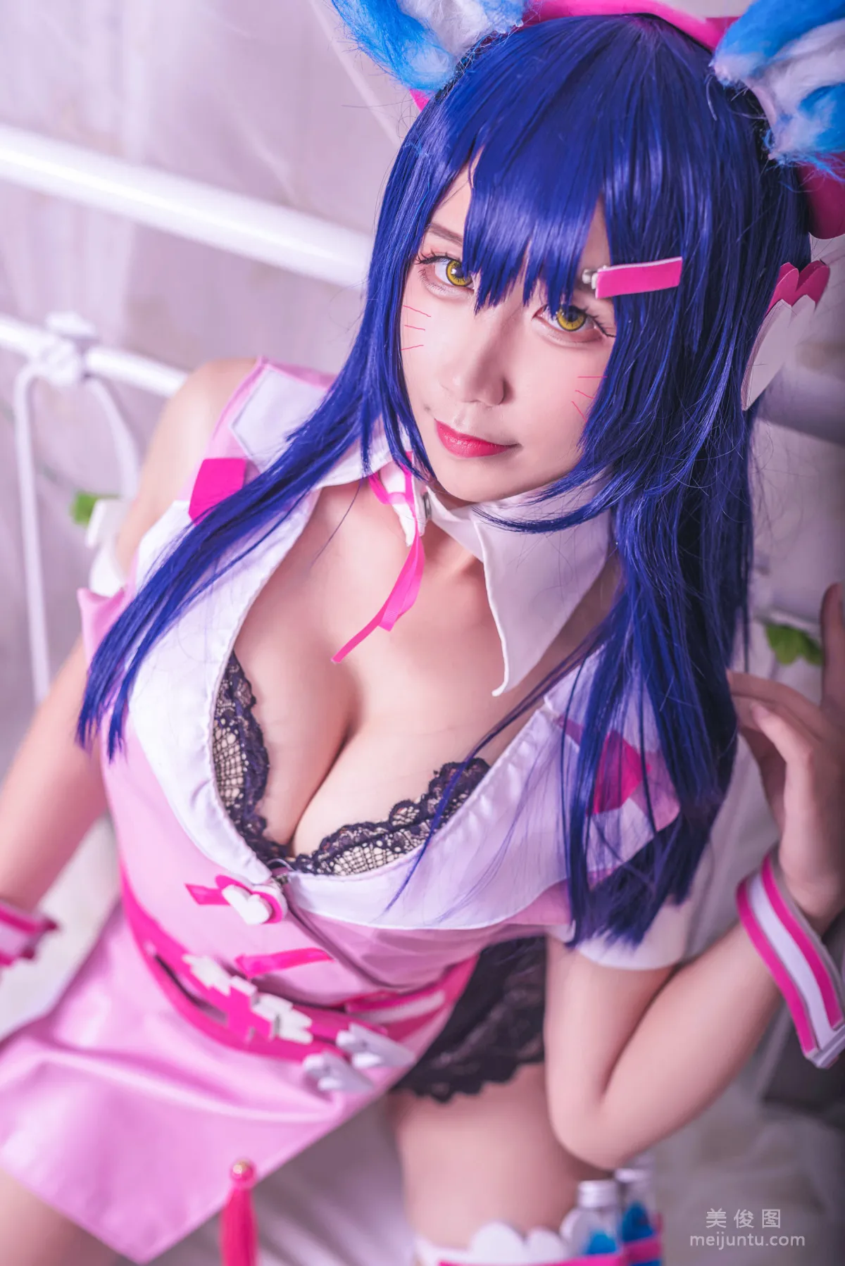 Jiuqu Jean: Web Idols photo 10