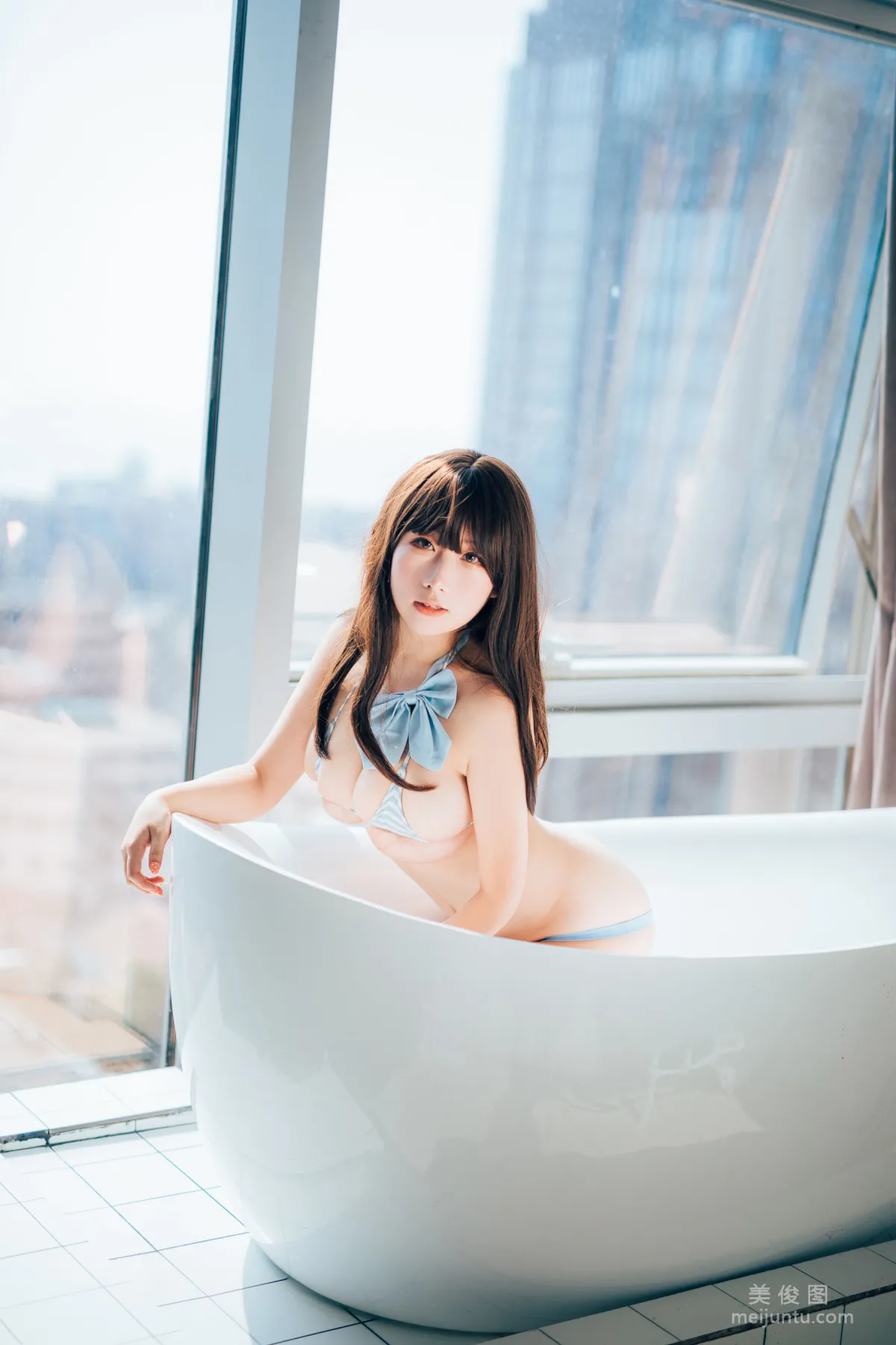 [网红美女Coser] 从从从从鸾 《蓝白条》 写真集35