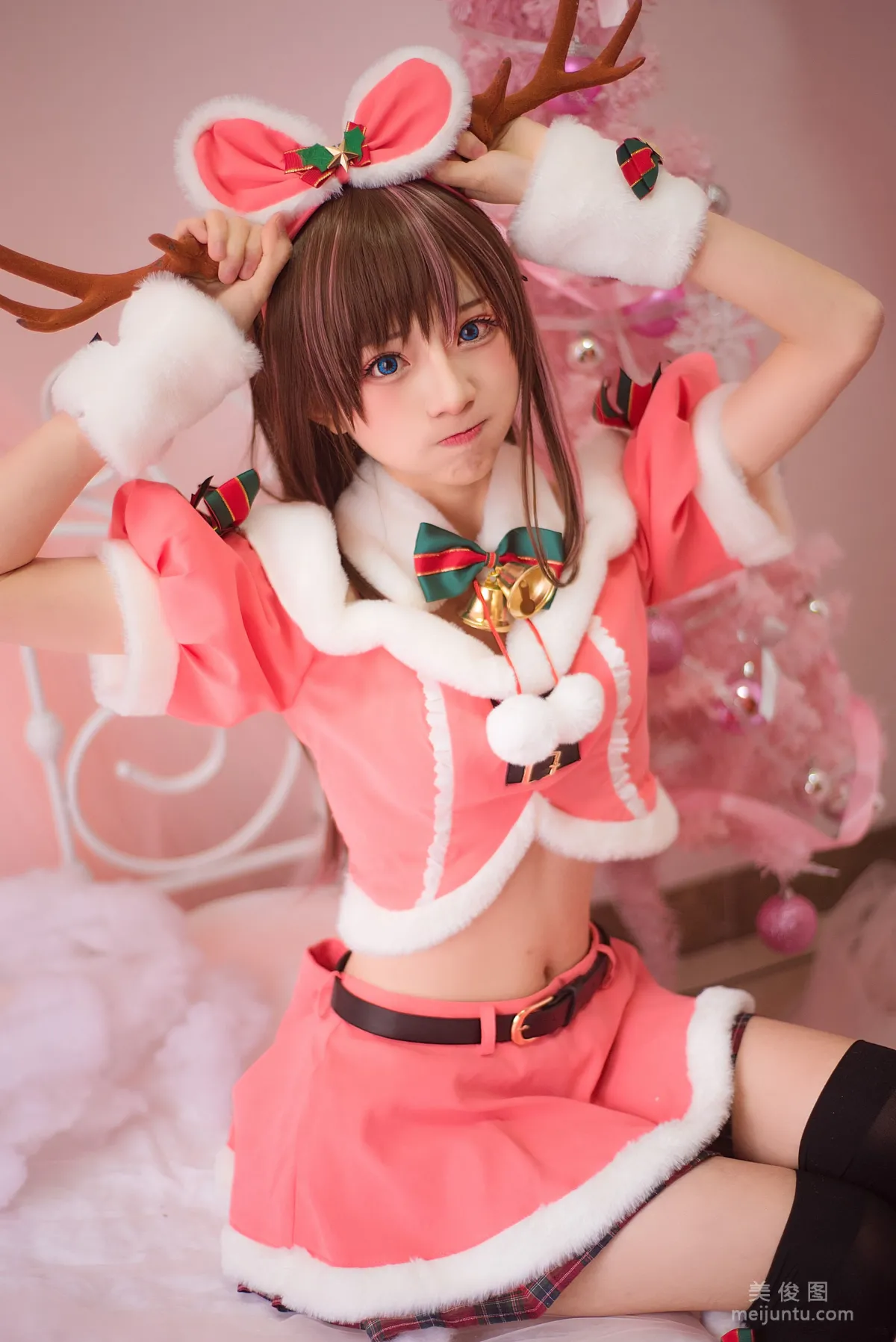 Qi Tailang: Web Idols photo 18