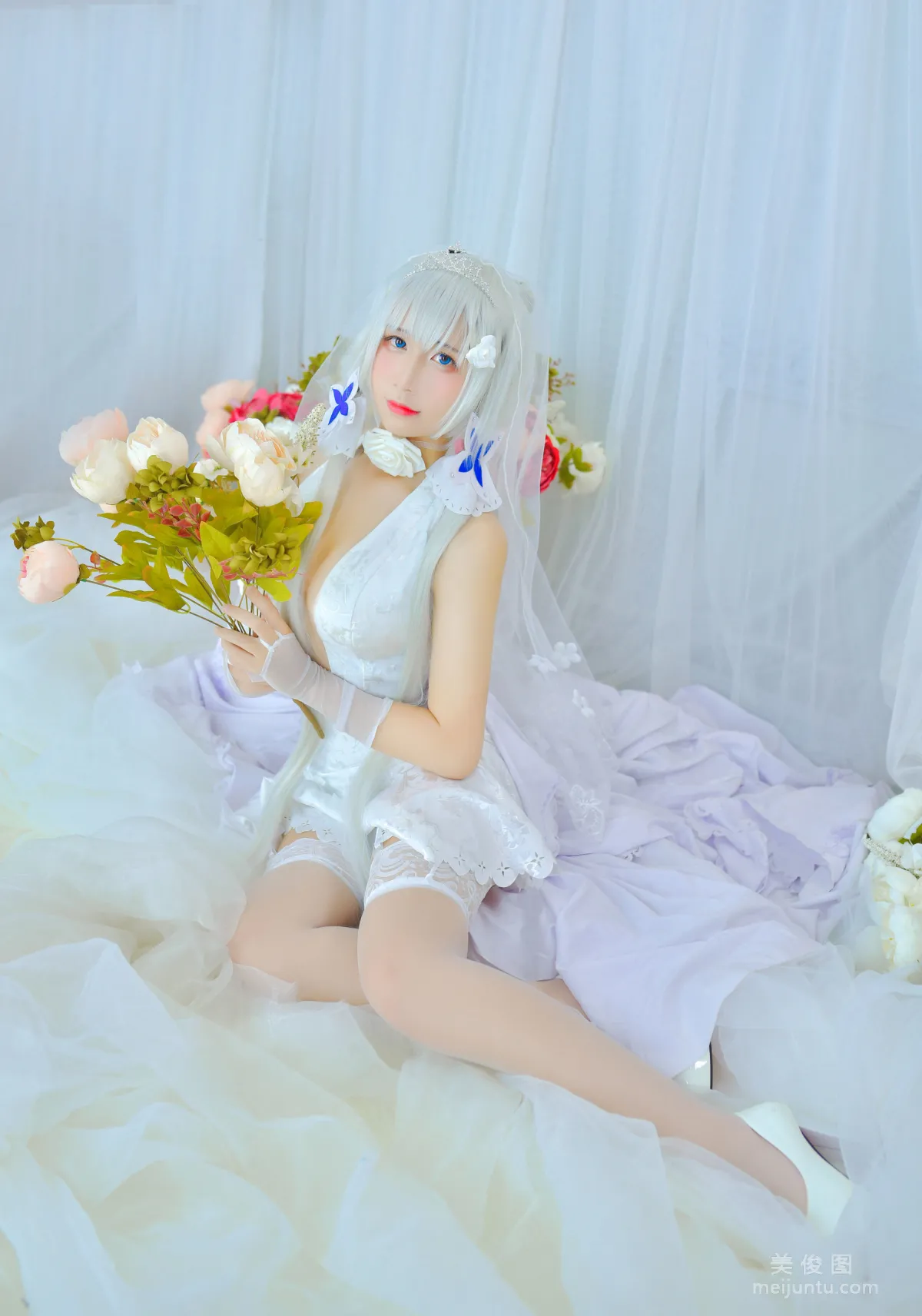 Jiuqu Jean: Web Idols photo 10