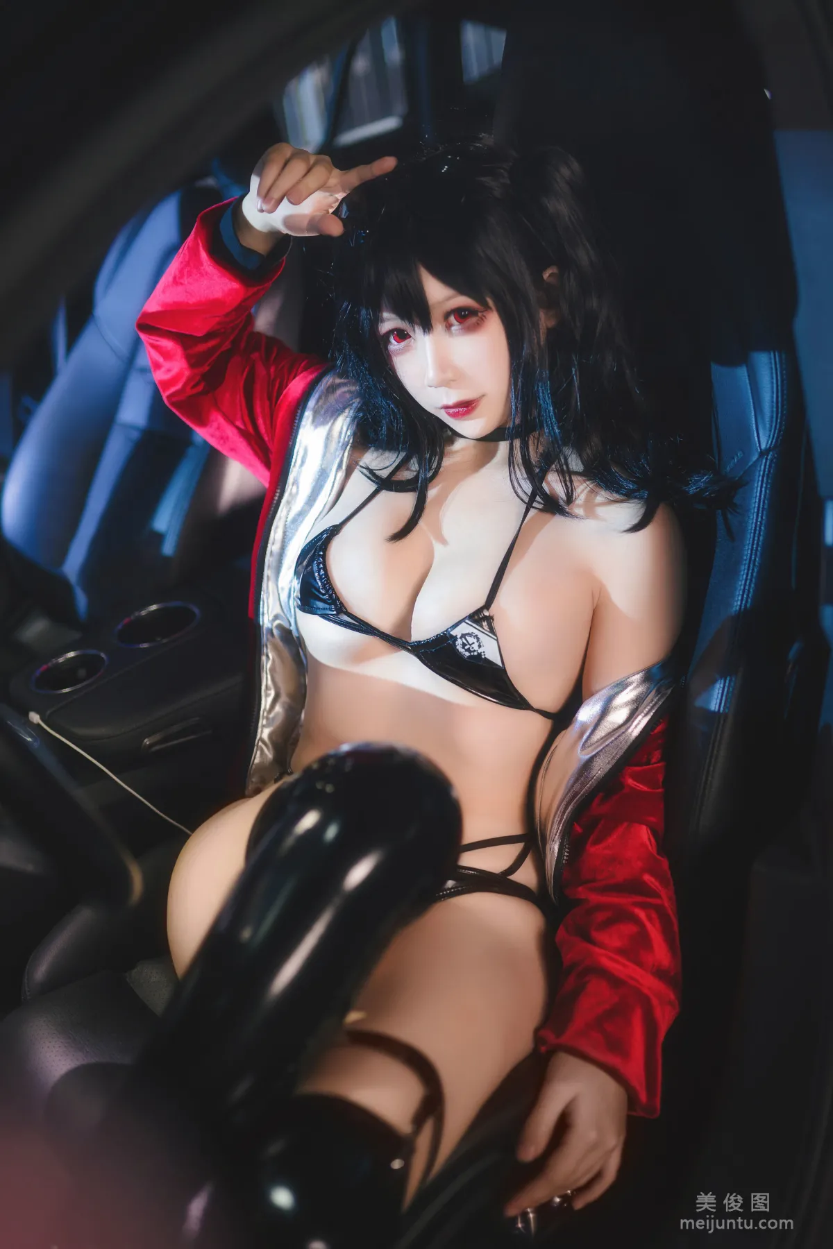 [美女Coser] 櫻落醬w 《大鳳賽車》 寫真集 11