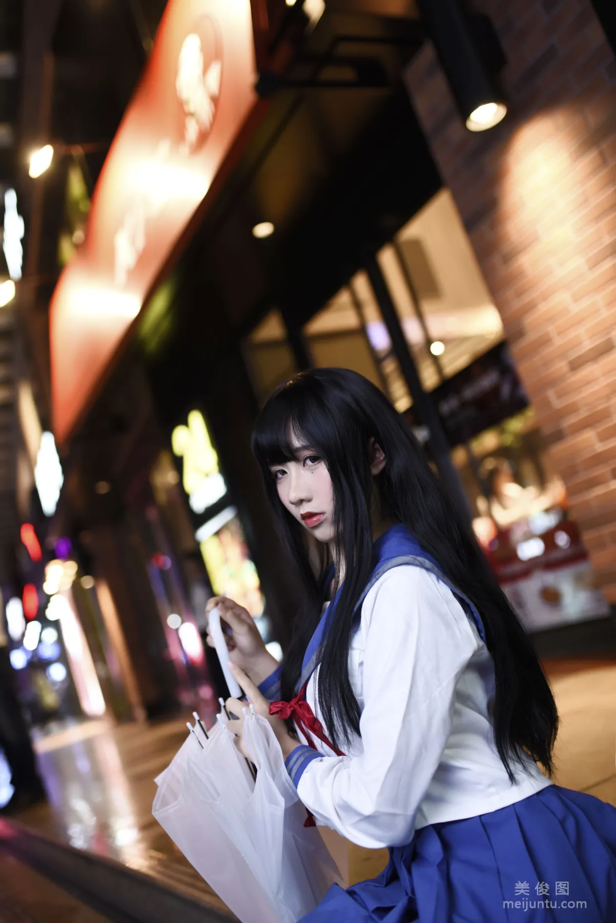 Jiuqu Jean: Web Idols photo 3