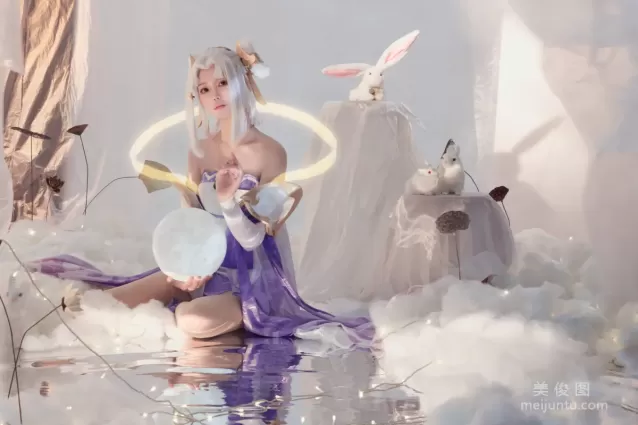 Coser戚顧兒MIKI 《王者榮耀 嫦娥》 寫真集