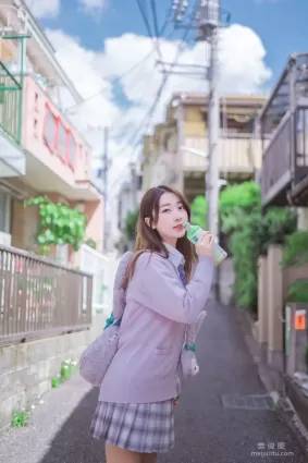 [Coser美女] 黑川 《民宿樓下》 寫真集