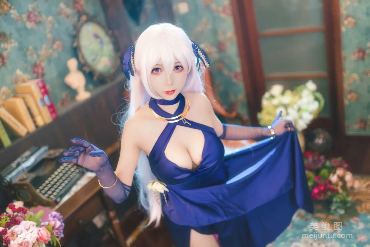 Coser櫻落醬w 《貝法禮服》 寫真集 10