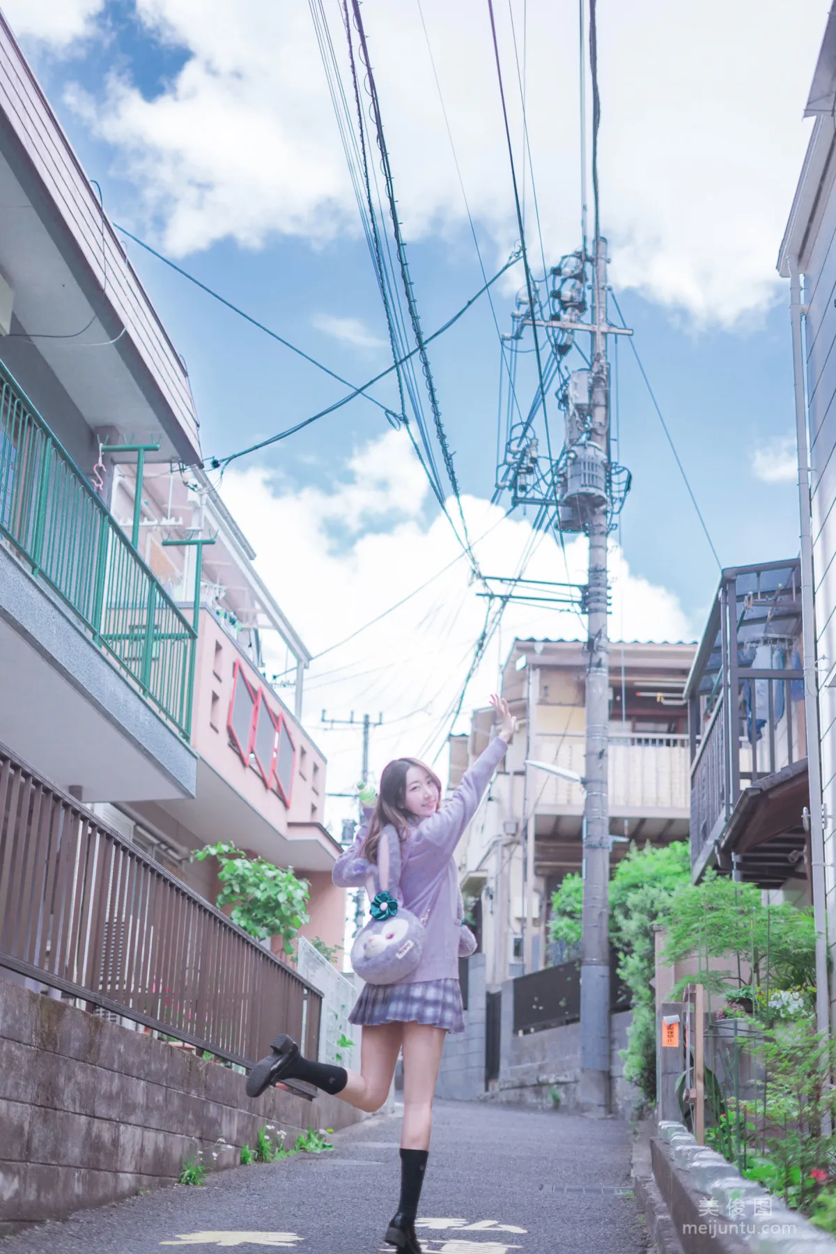 [Coser美女] 黑川 《民宿楼下》 写真集15