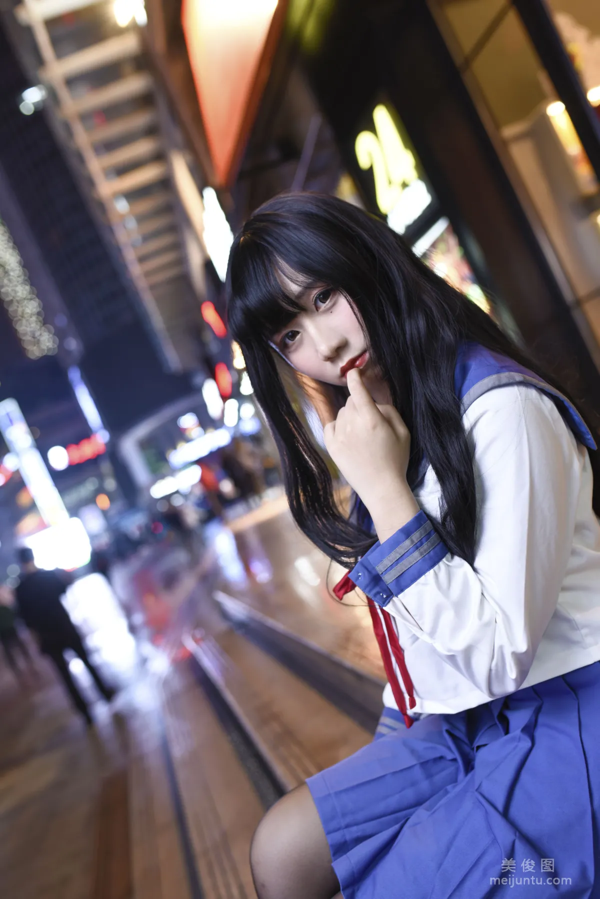 Jiuqu Jean: Web Idols photo 10