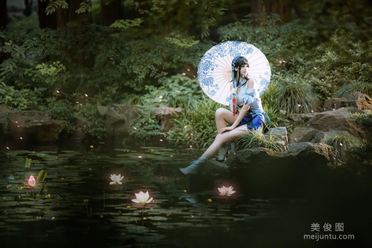 Qi Guer: Web Idols photo 7