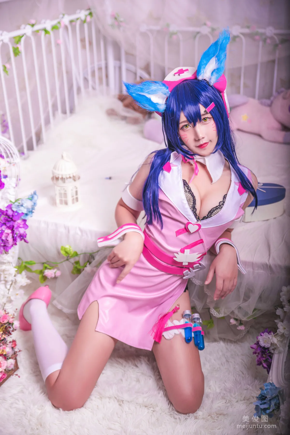 Jiuqu Jean: Web Idols photo 14