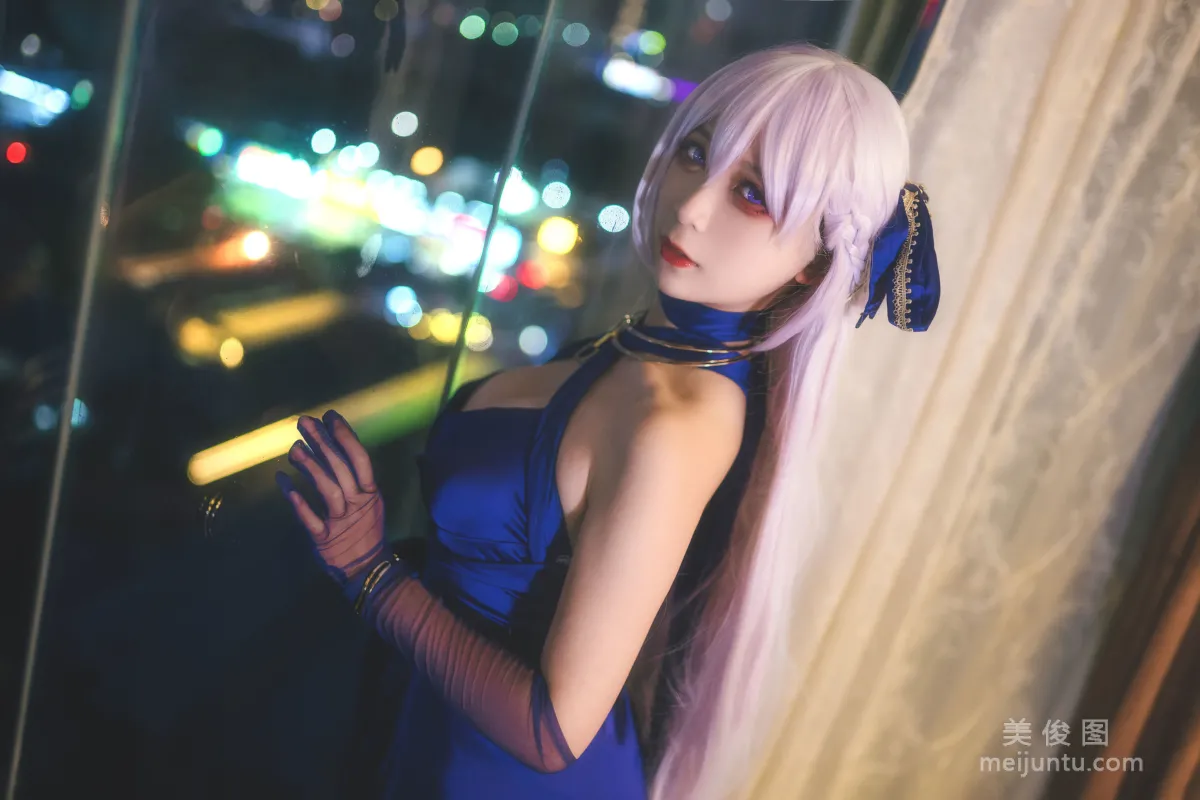 Coser櫻落醬w 《貝法禮服》 寫真集 12