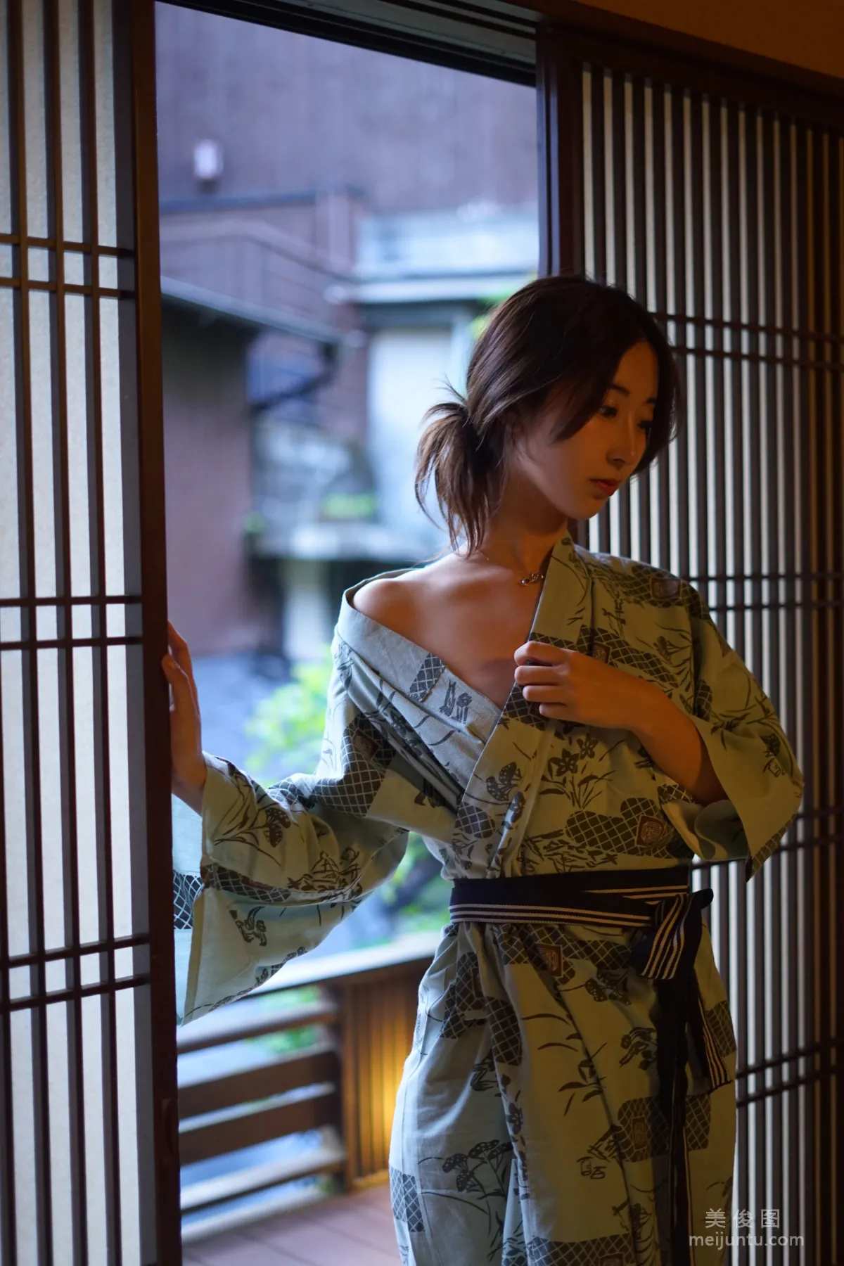 Hei Chuan: Web Idols photo 5
