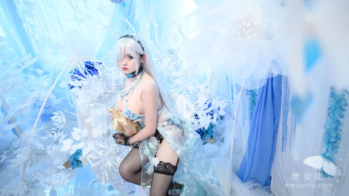 Coser秋楚楚Akisoso 《女皇》 写真集2