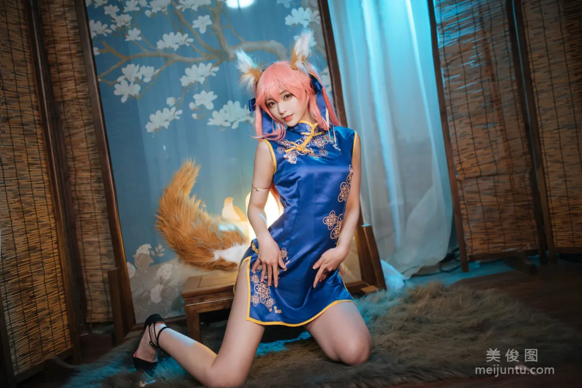 Tieban Shaogui Wu w 'Tamamo no Mae Cheongsam' Photo Set photo 4
