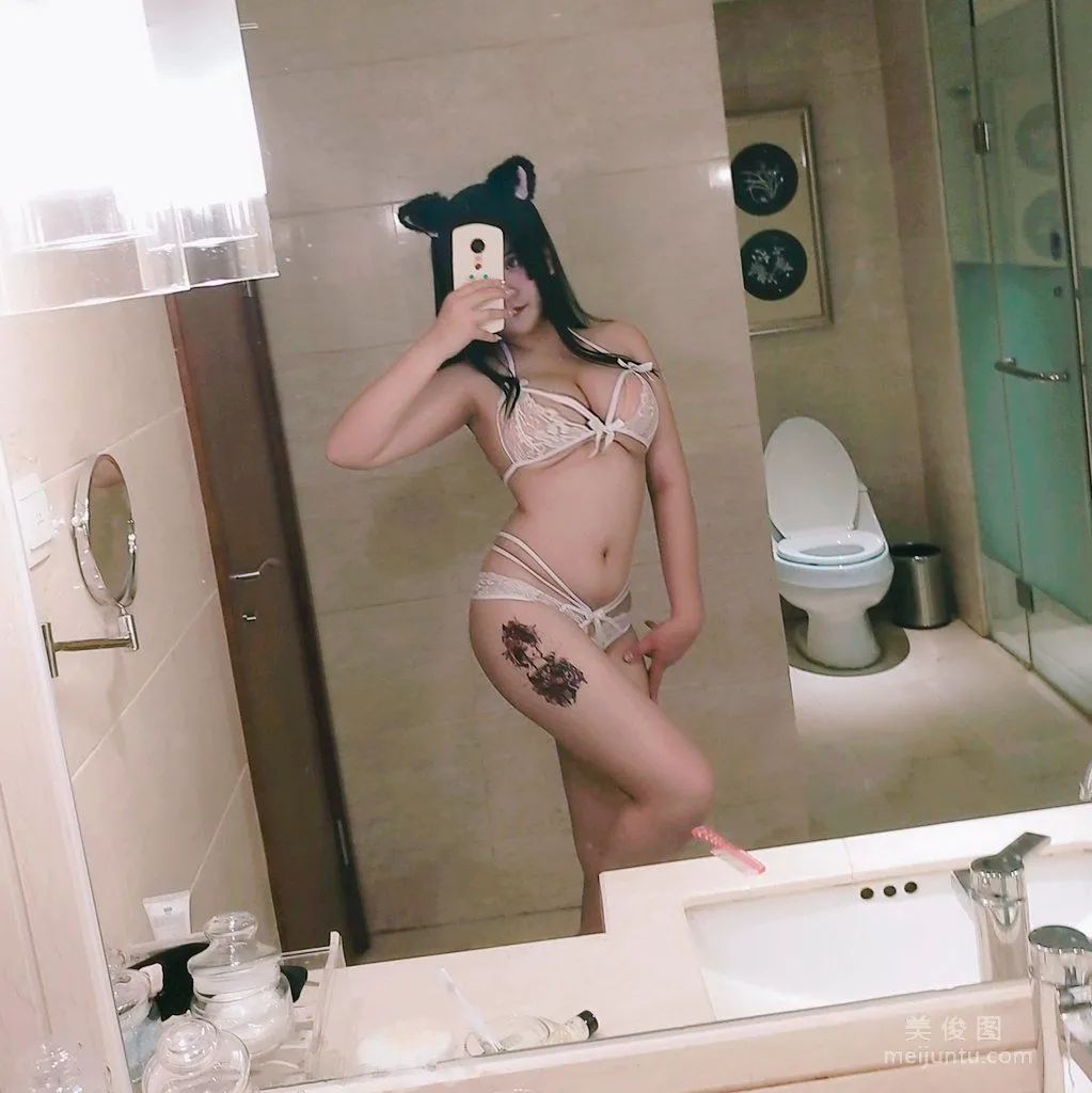 Xiage Gebu Xiangqi Chuang, Cat Ears Photo Set photo 17