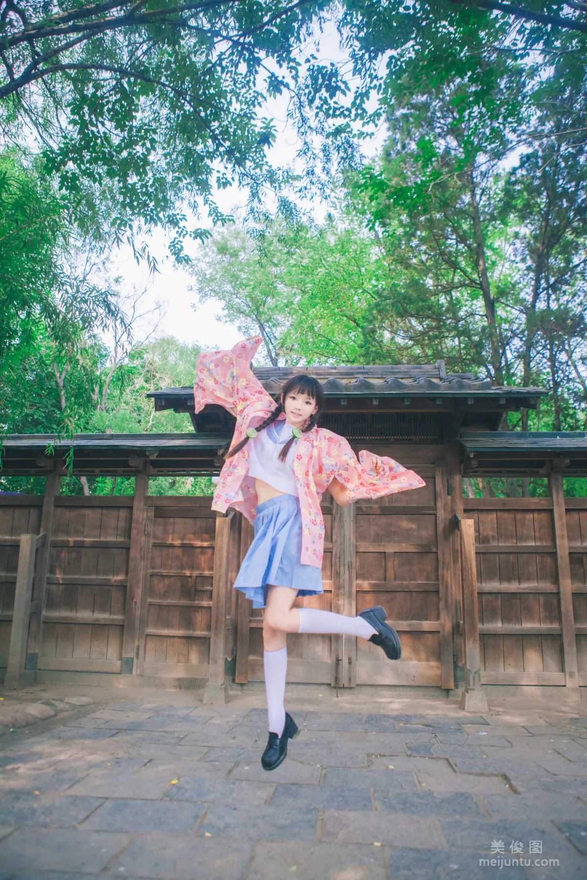 [美女Coser] 桜群 《和服》 写真集16