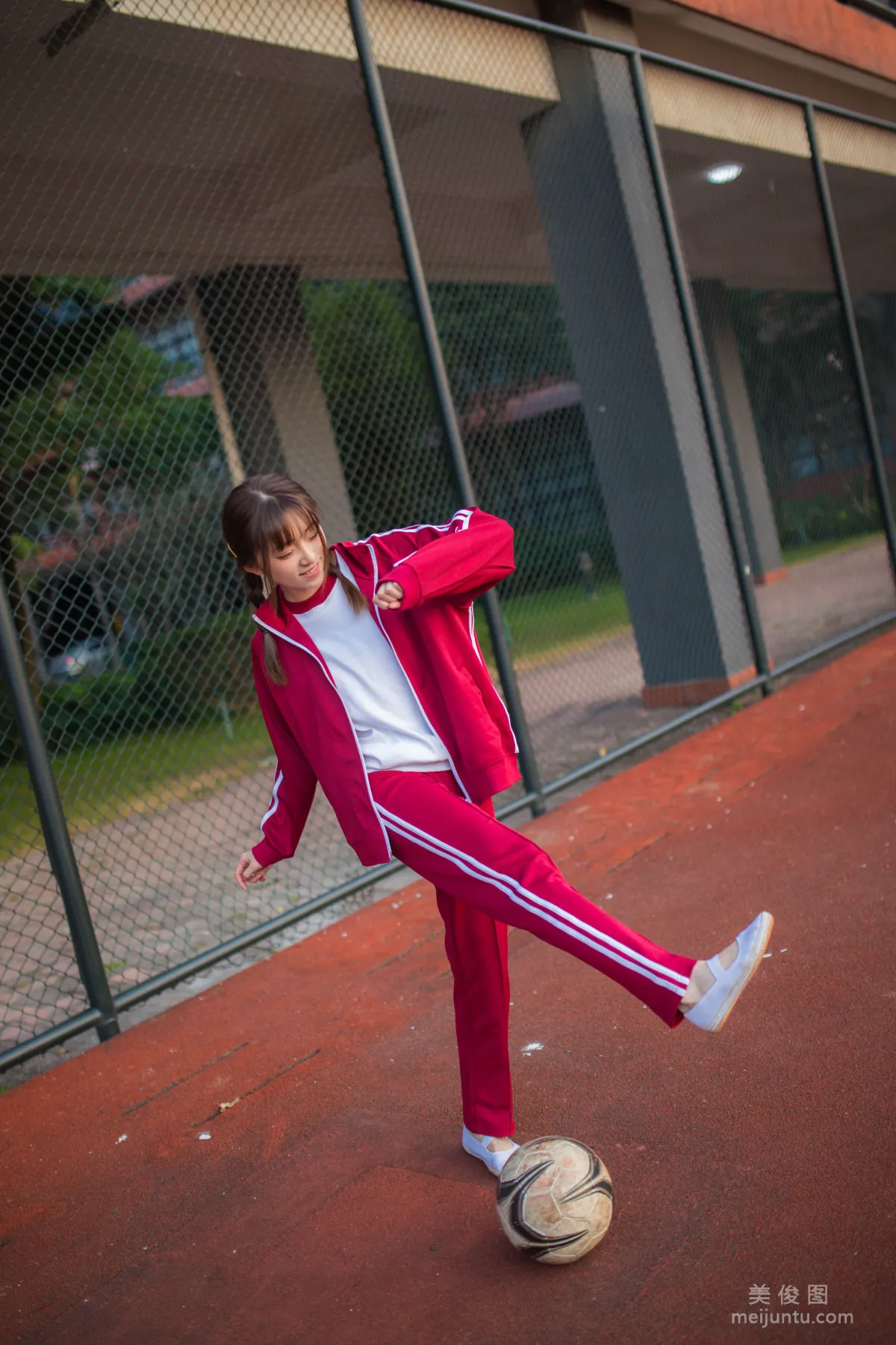 Qi Tailang: Web Idols photo 9