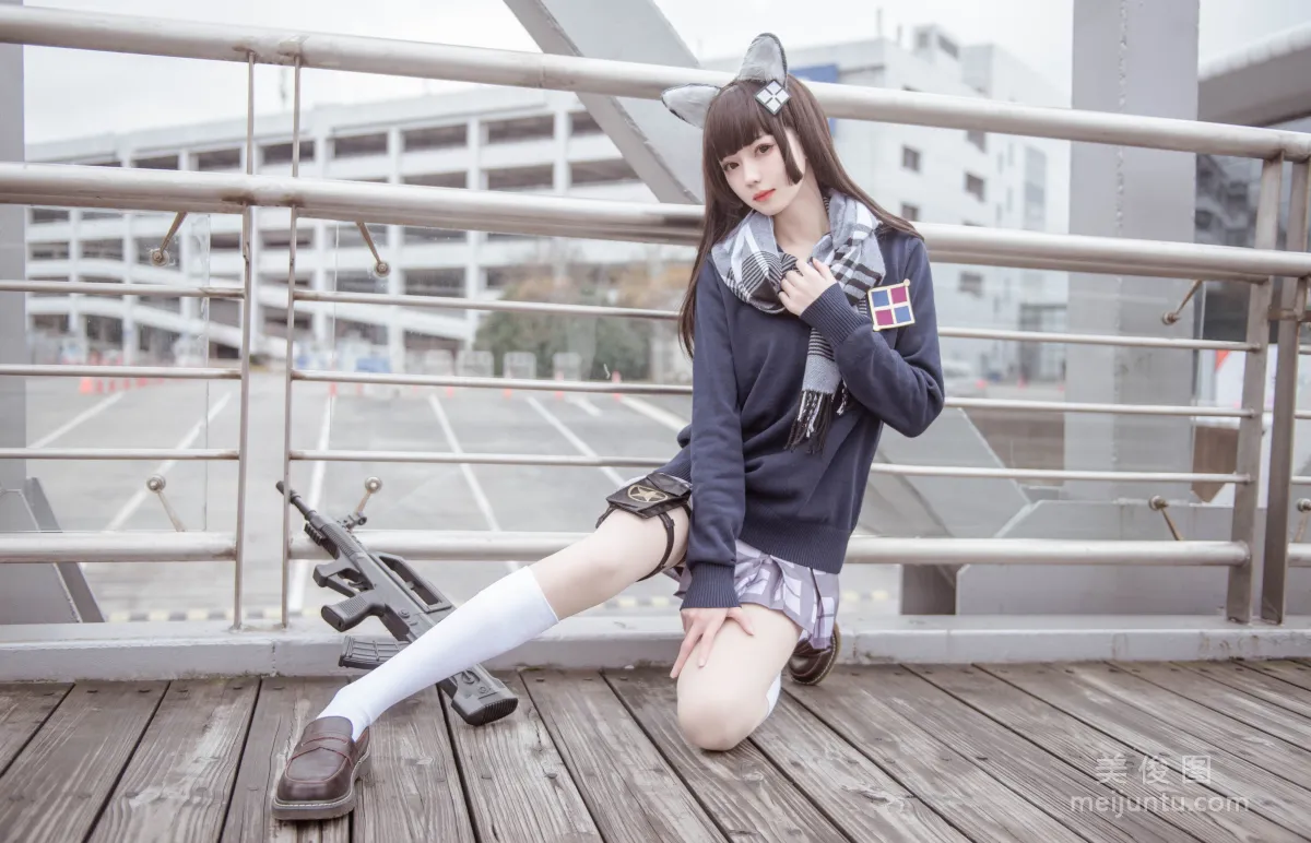 [美女Coser] 你的负卿 《95制服》 写真集13