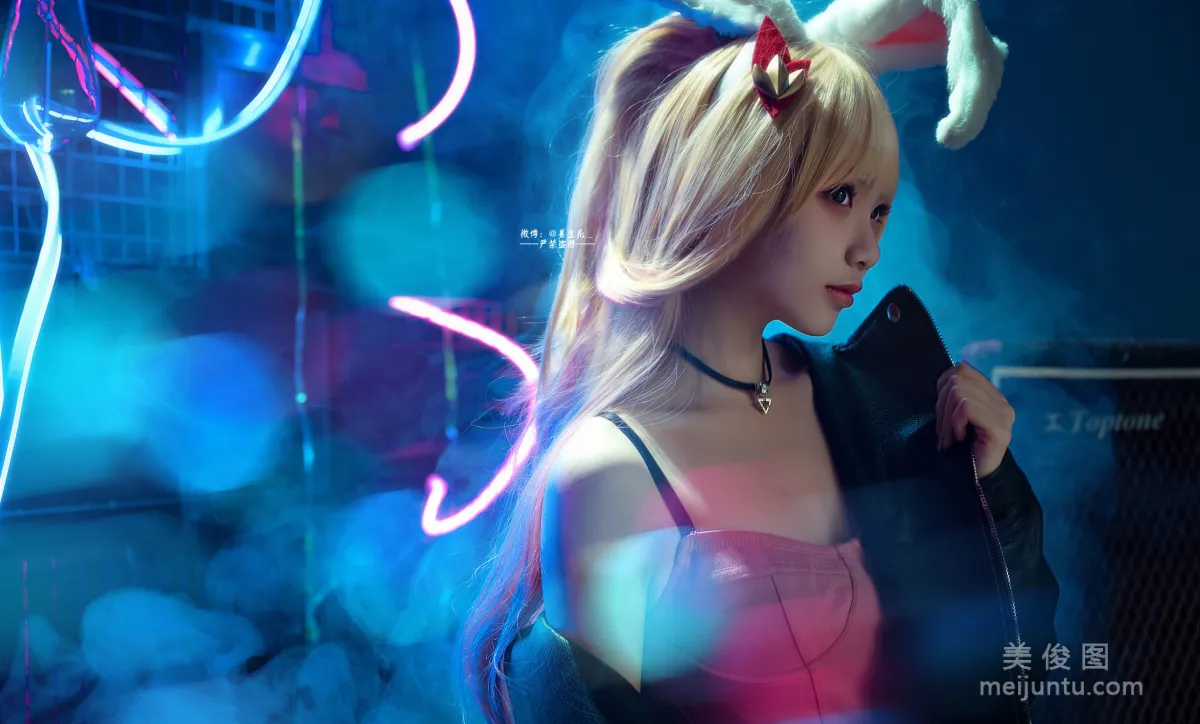 Qi Guer: Web Idols photo 8