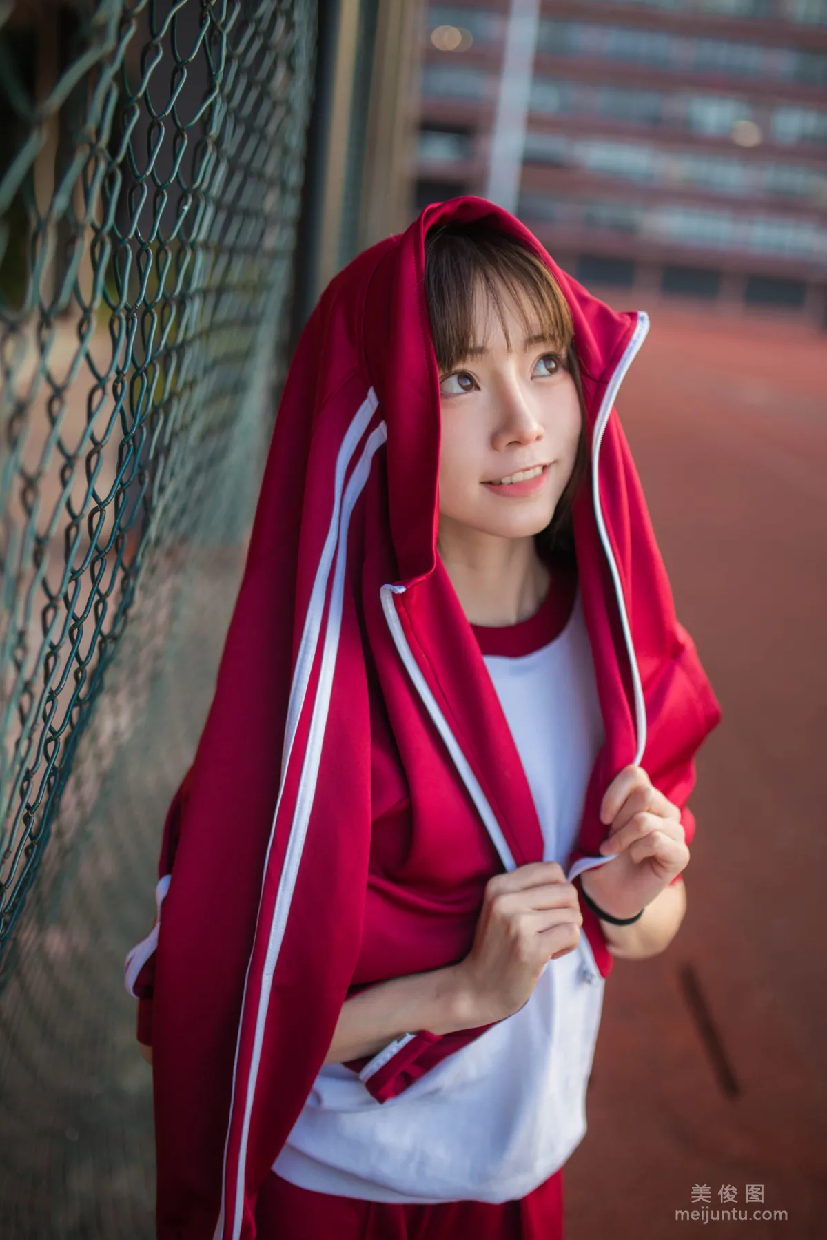 Qi Tailang: Web Idols photo 5