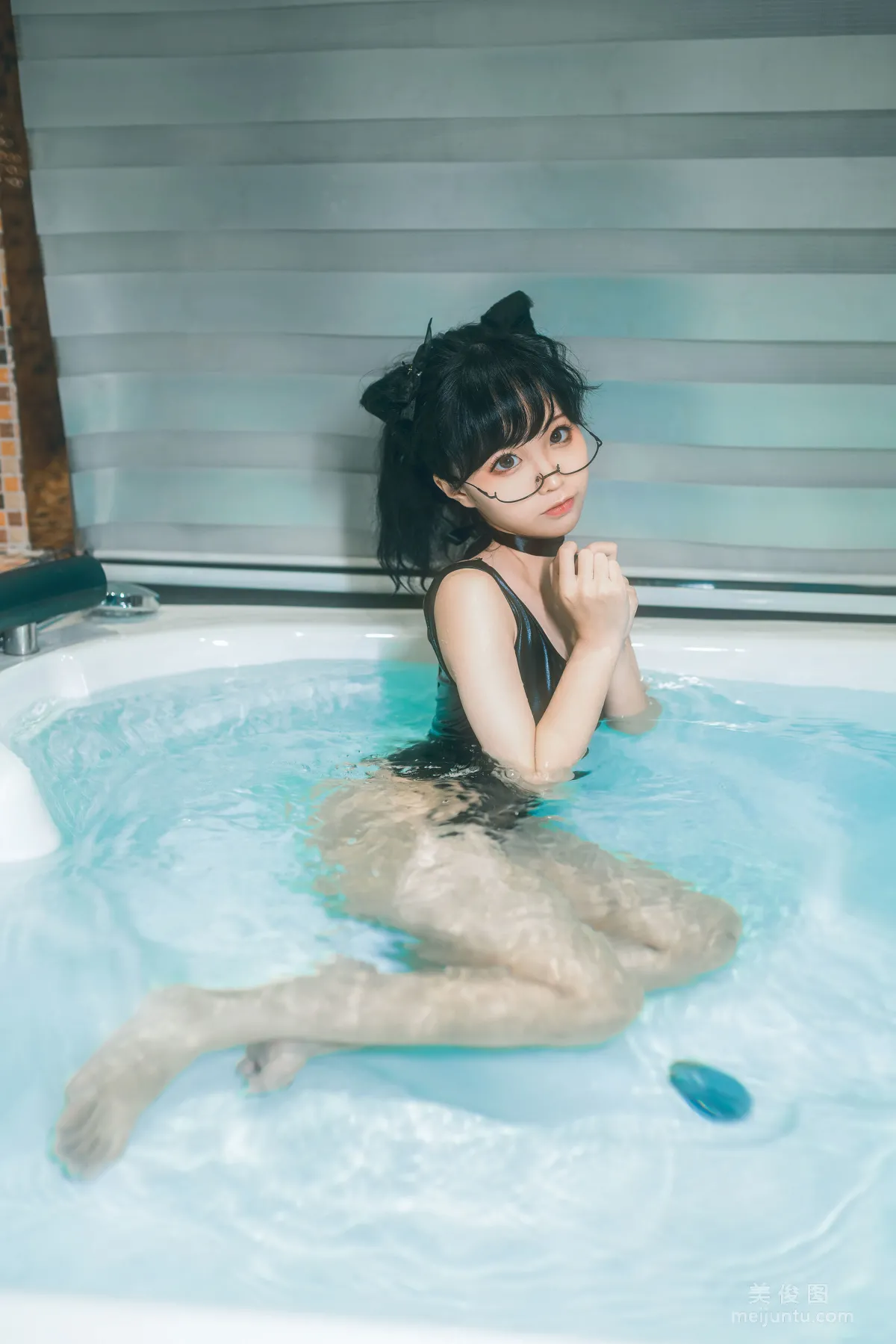 Chun Momo: Web Idols photo 34