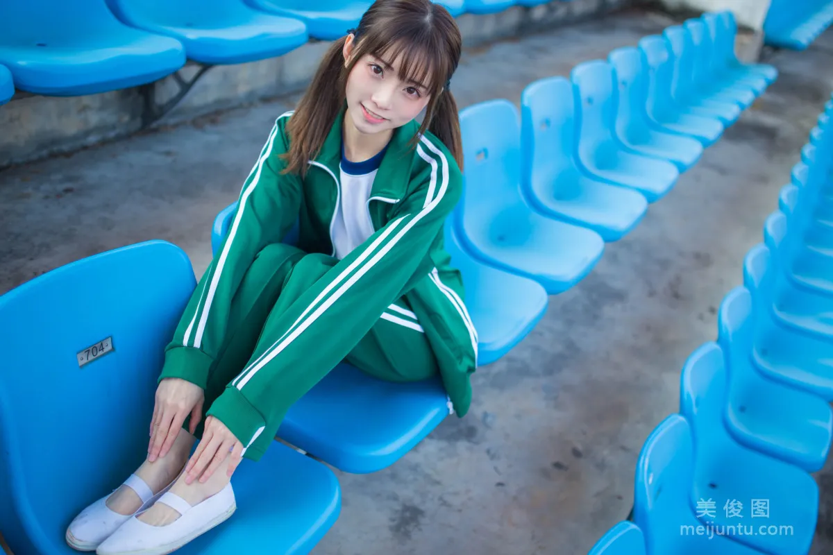 Qi Tailang: Web Idols photo 13