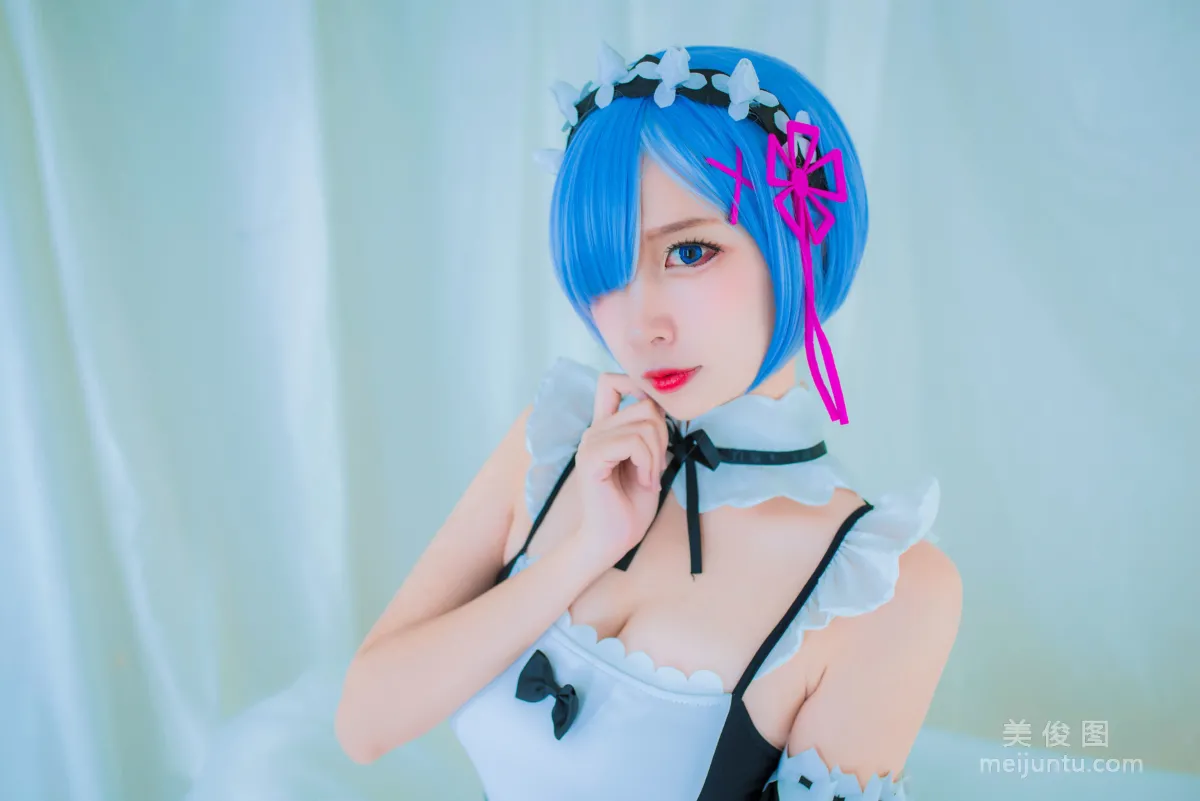二佐Nisa 《蕾姆泳裝》 寫真集 2