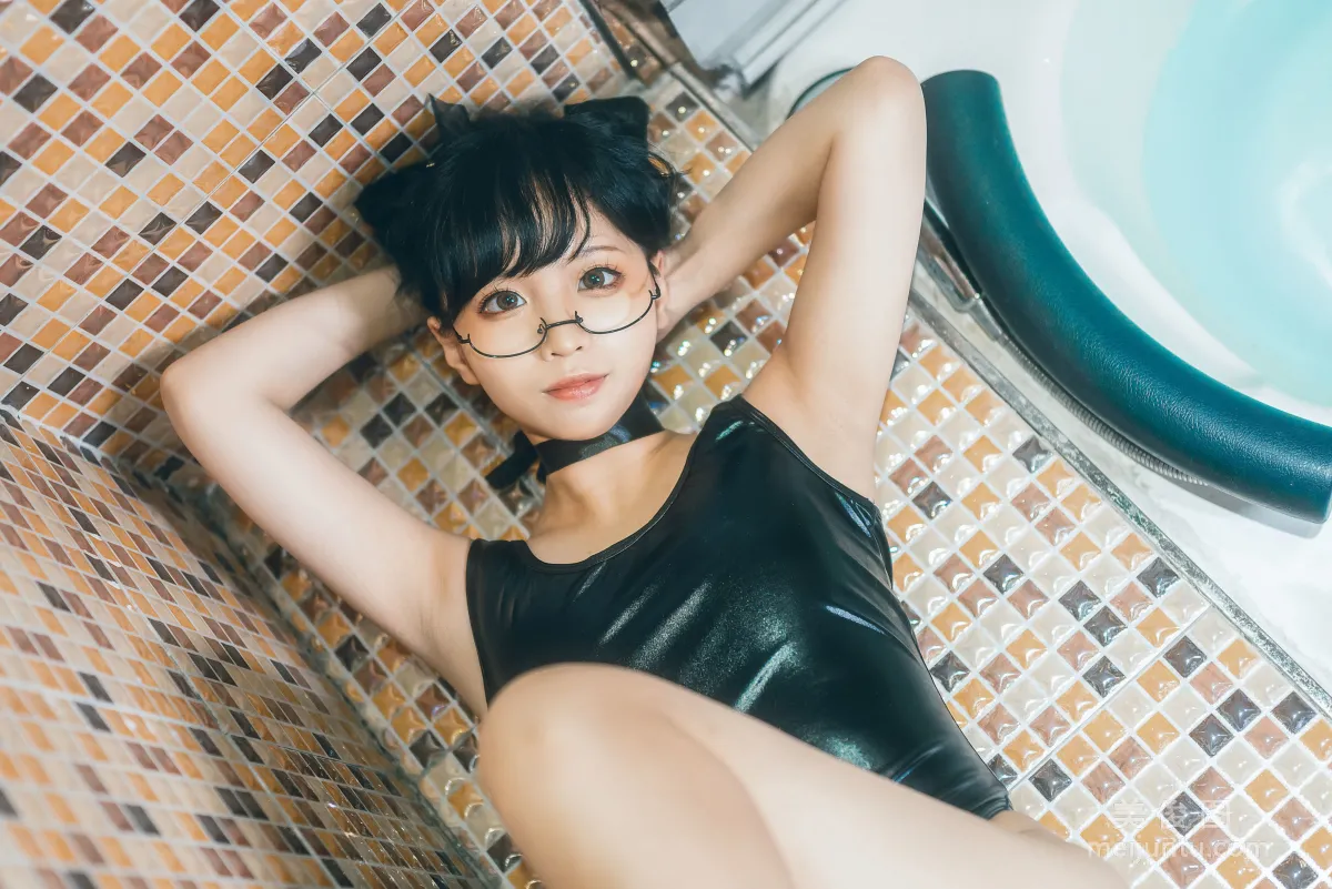 Chun Momo: Web Idols photo 10