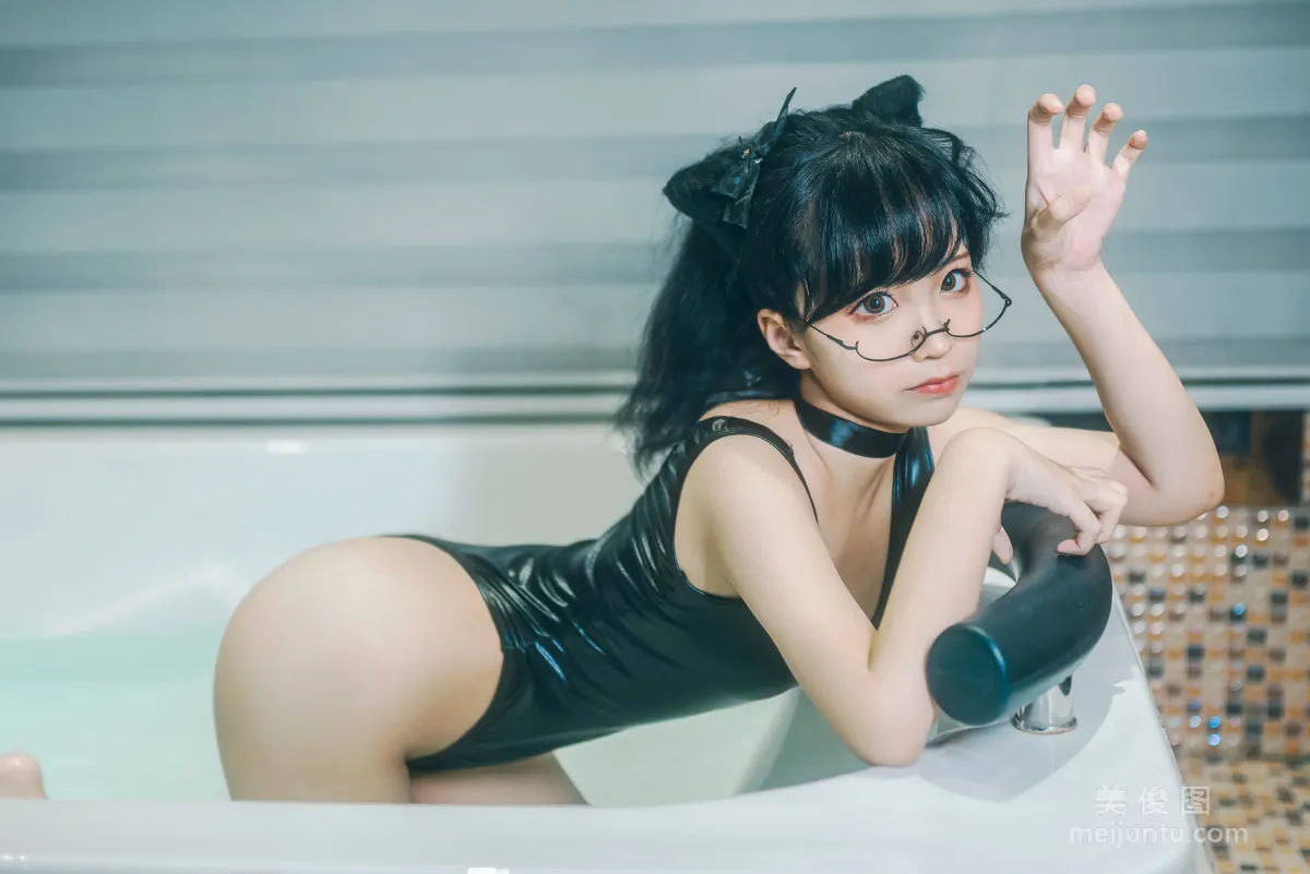 Chun Momo: Web Idols photo 19
