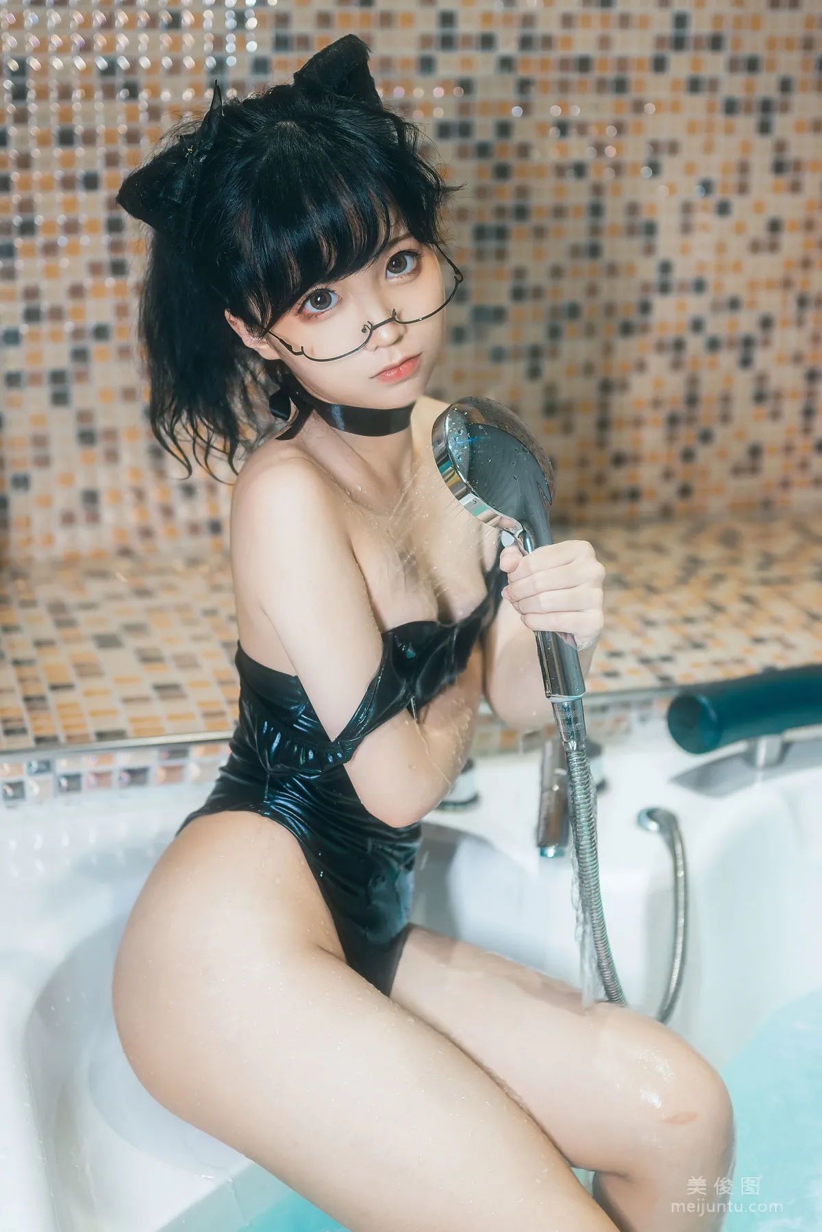 [美女Coser] 蠢沫沫 《猫耳死库水》 写真集39