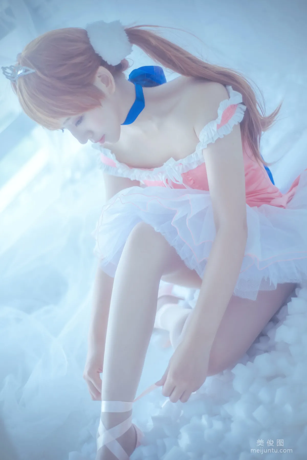 Miyinyin ww: Web Idols photo 2