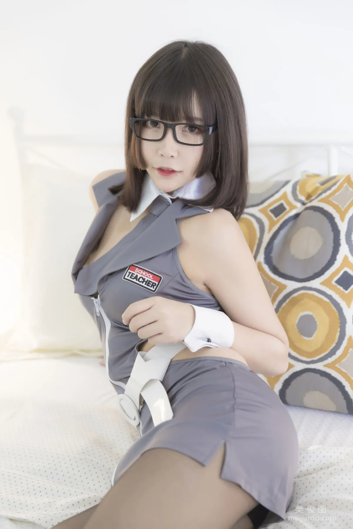 [Web Idols Coser] Baozou Mozi, Black Stockings Uniform Photo Set photo 27
