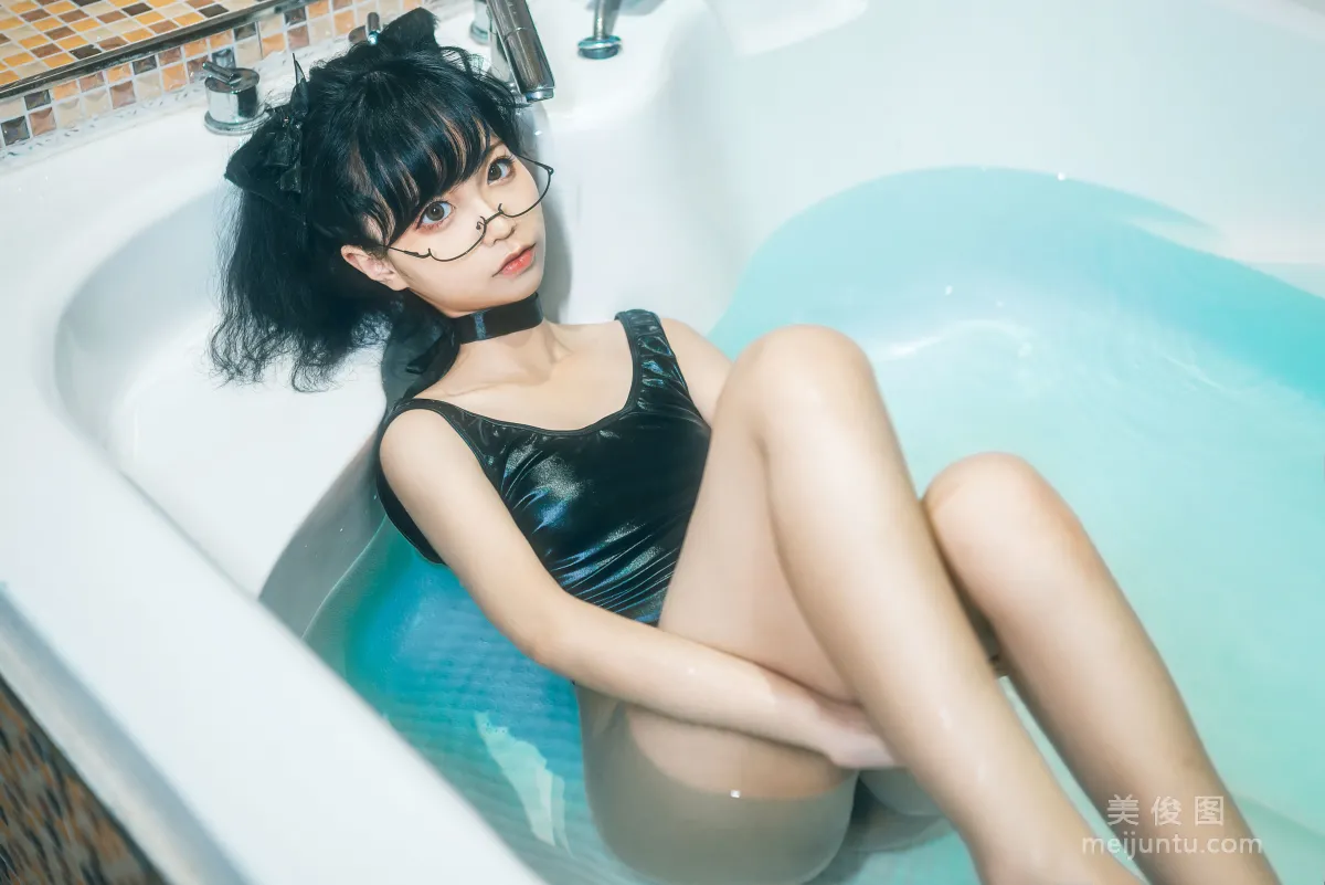 Chun Momo: Web Idols photo 20