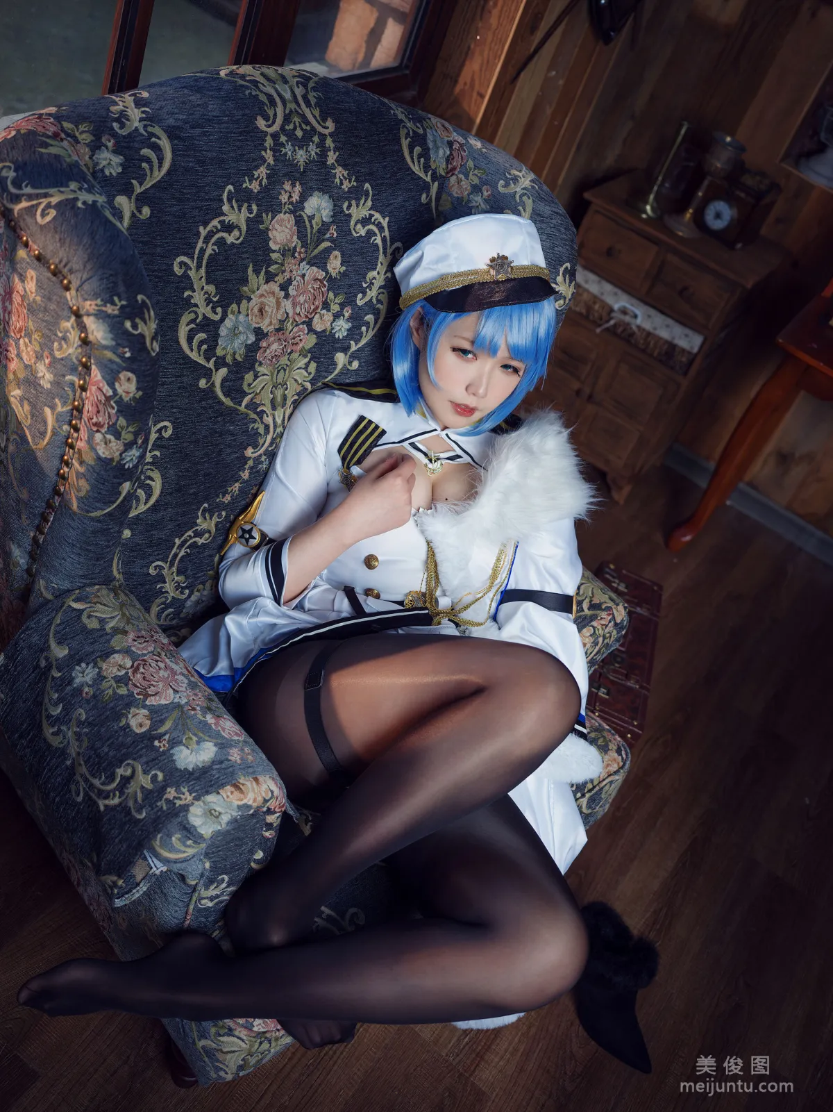 网红Coser麻花麻花酱 《恰巴》 写真集6