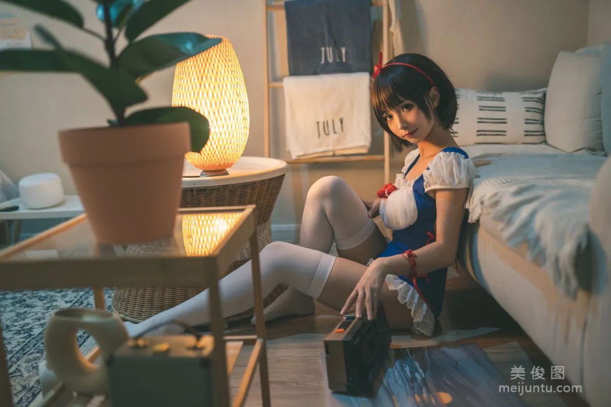 [美女Coser] 蠢沫沫 《白雪姬》 写真集16
