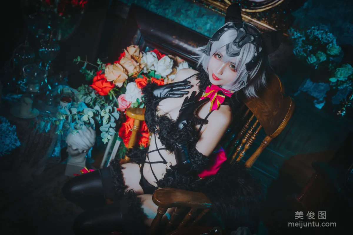 COS Beauty rioko Liang Liangzi, Black Joan of Arc Photo Set photo 7
