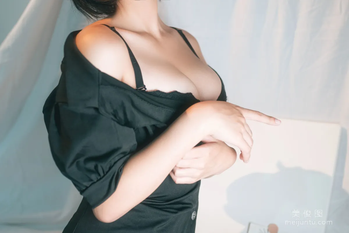 Chun Momo: Web Idols photo 26