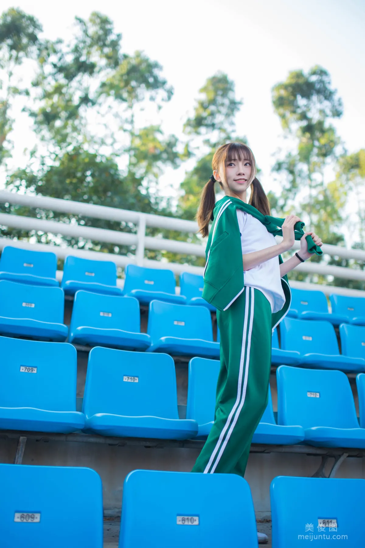 Qi Tailang: Web Idols photo 15