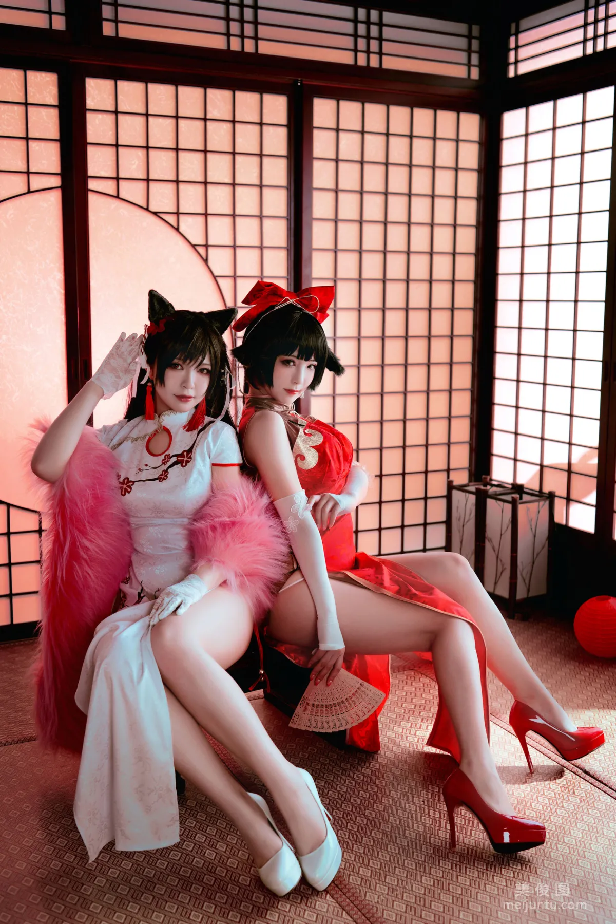 半半子&婉Yue 《碧蓝航线》 写真集9