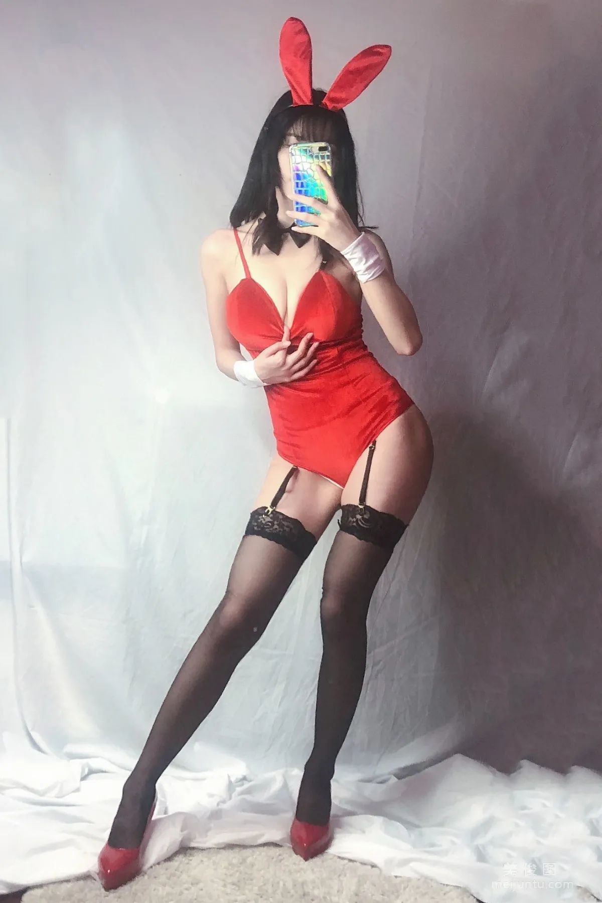 銘銘Kizami 《红丝绒兔女郎》 写真集37