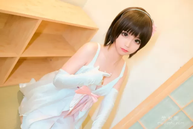 蠢沫沫 《加藤惠禮服》 寫真集