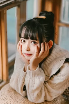 Coser黑貓貓OvO 《少女心事》 寫真集
