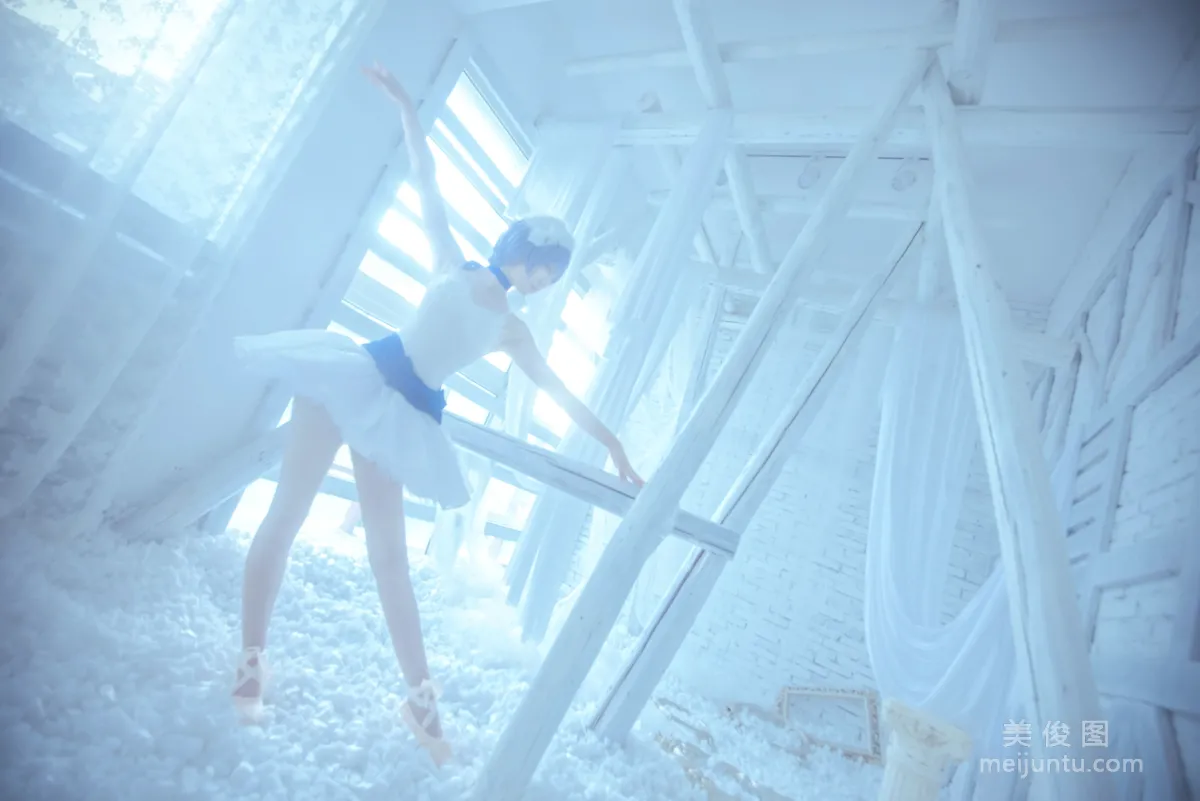 Miyinyin ww: Web Idols photo 4