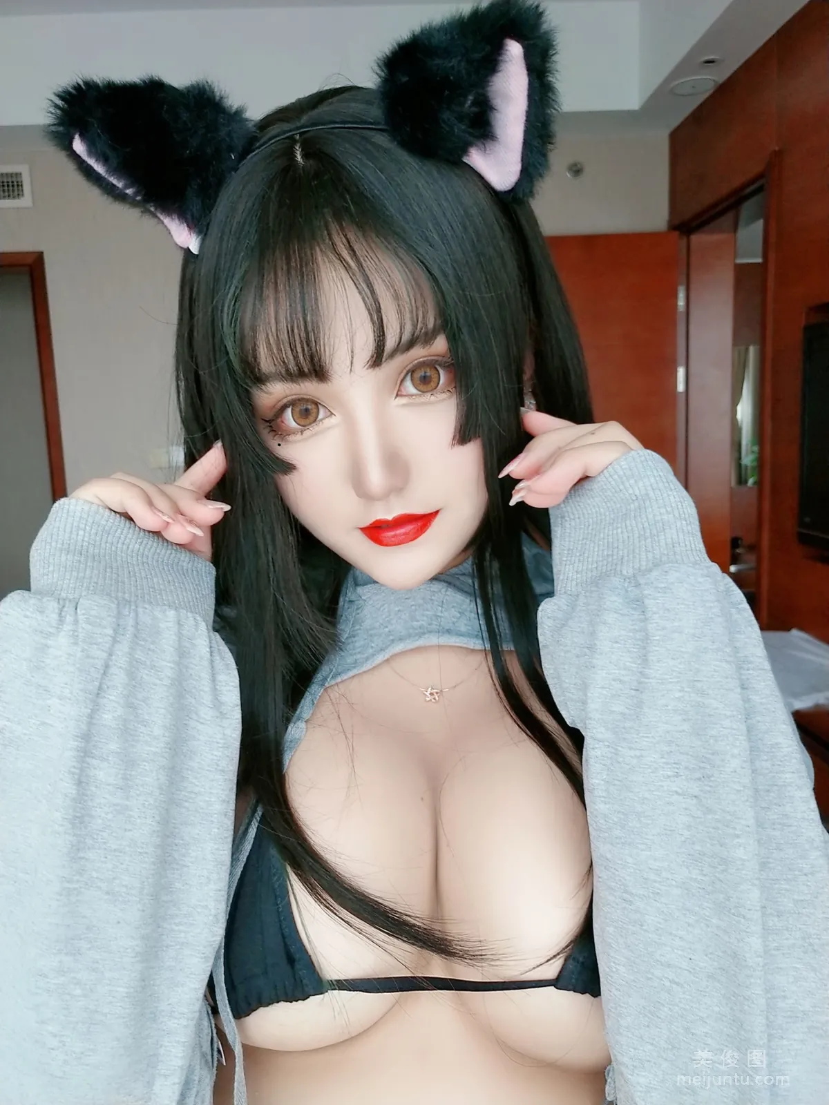 Xiage Gebu Xiangqi Chuang, Cat Ears Photo Set photo 35