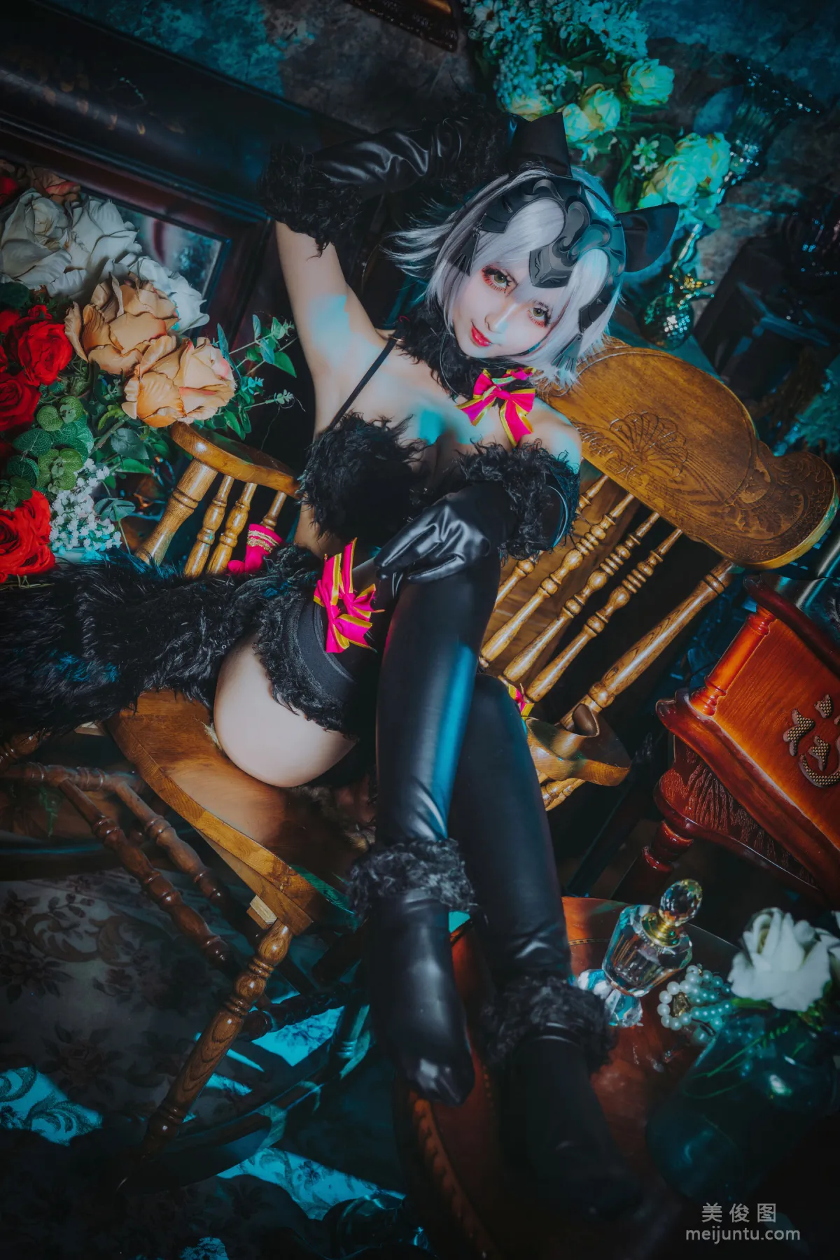 COS Beauty rioko Liang Liangzi, Black Joan of Arc Photo Set photo 9