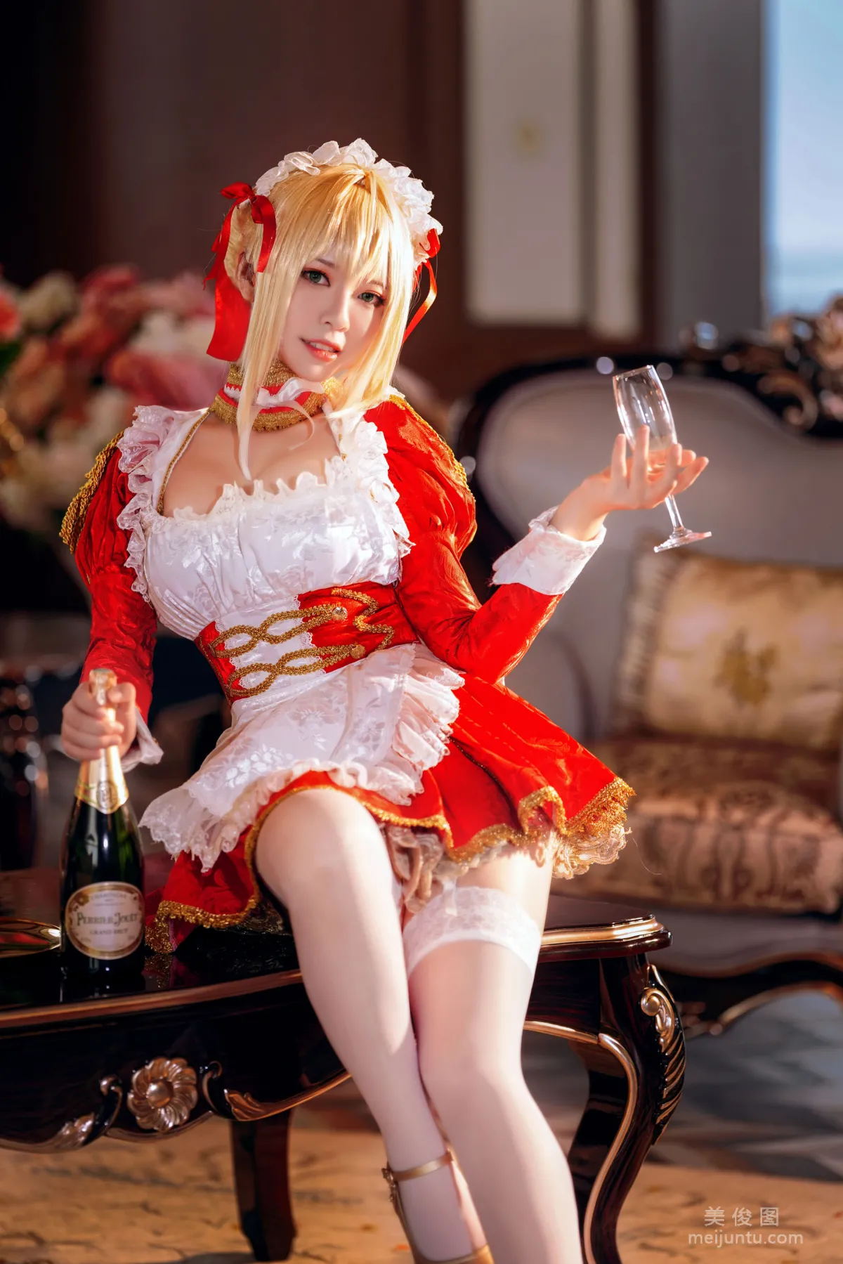 Coser半半子 《尼禄女仆》 写真集8
